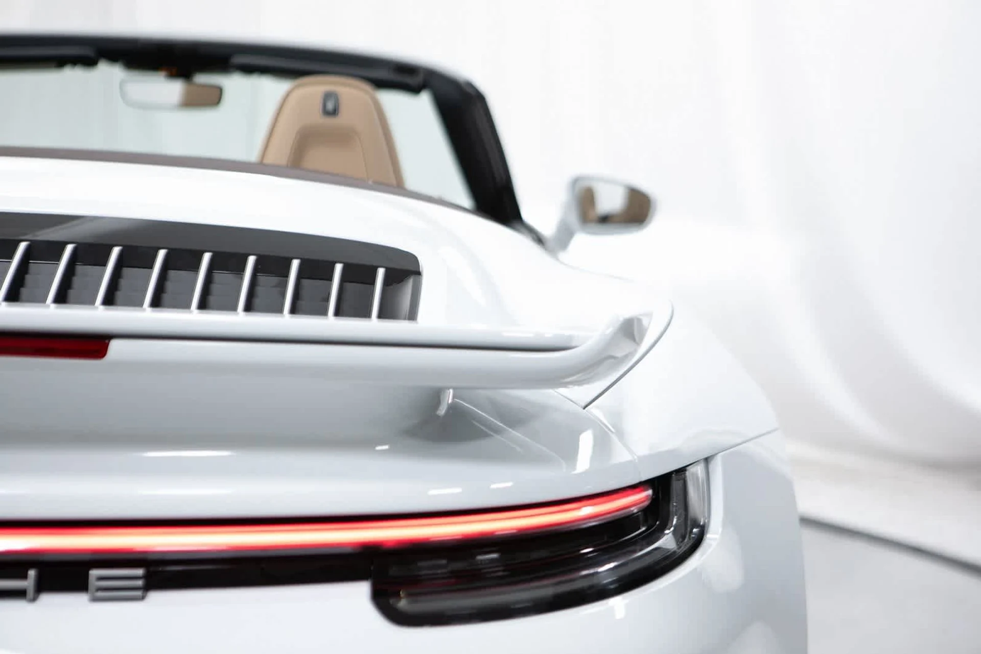 mph034_2127615261_476f8e215183aca858a80646ed38ad64x_7353299405