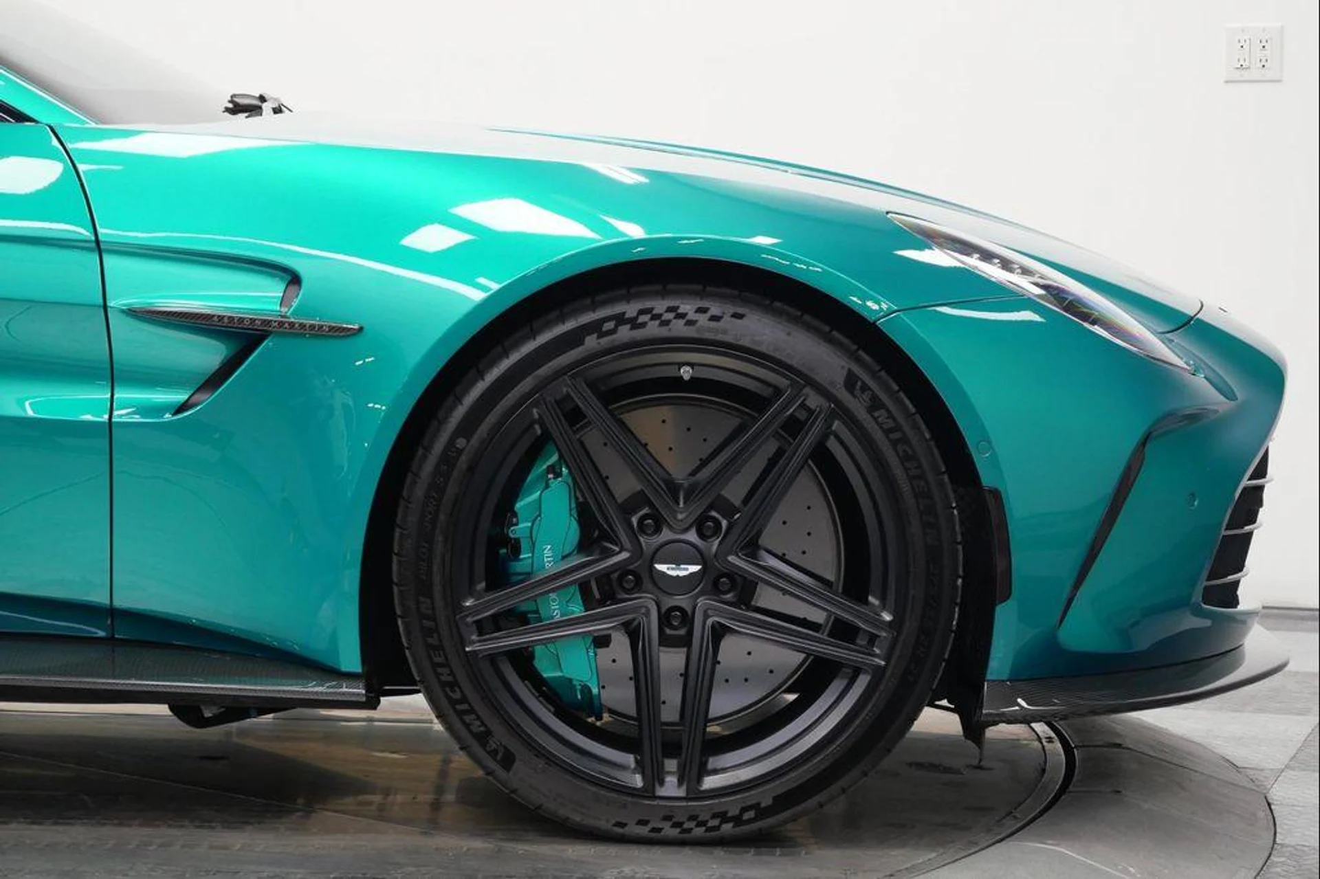 mph034_2146277518_Xs04h_Zsee_S_Iex_Qg_M_5_CR_4v_Srf5_Y_a94dfc8b07