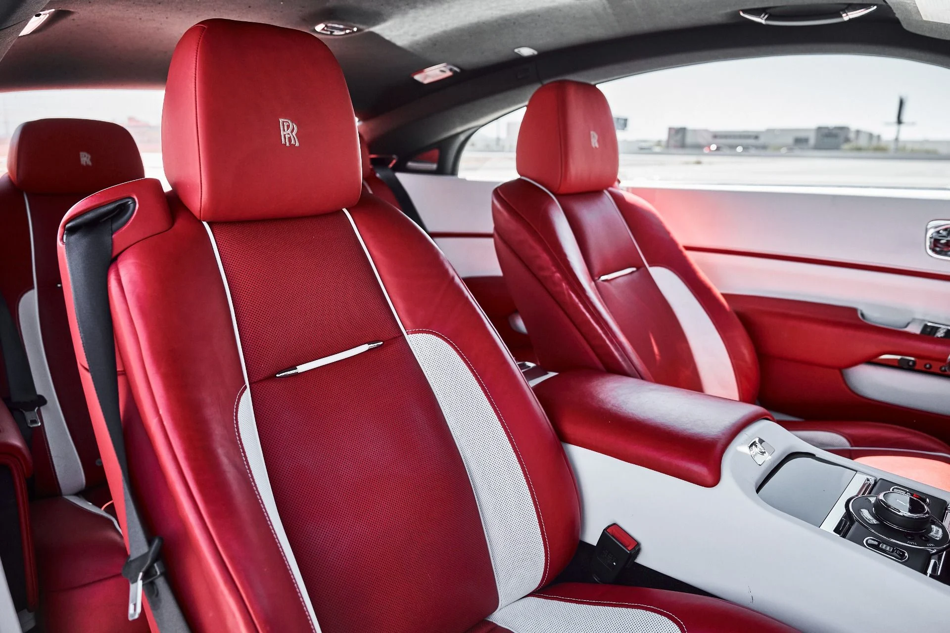 mph034_2158052690_Used_2020_Rolls_Royce_Wraith_Base_1775285187_f7257d0b17