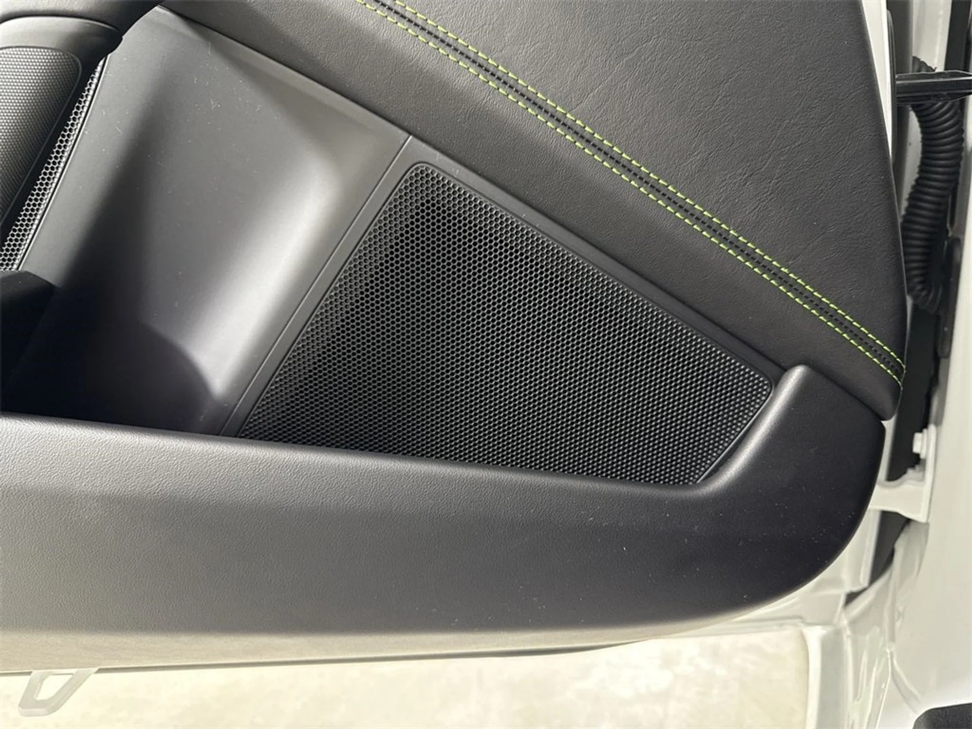 mph034_2166477353_35_37d1ae09f0