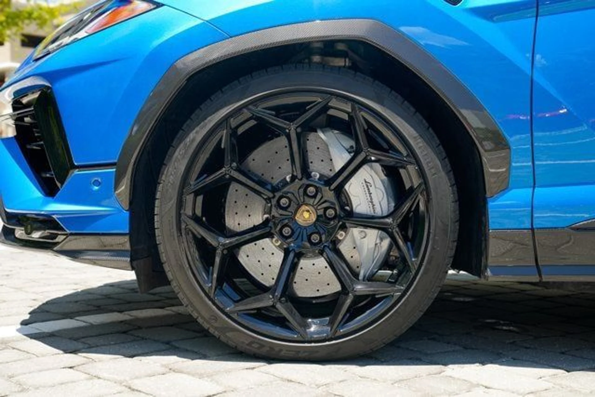 mph034_217235032_used_2024_lamborghini_urus_performanteawd_14354_22887761_35_640_825f65f23b