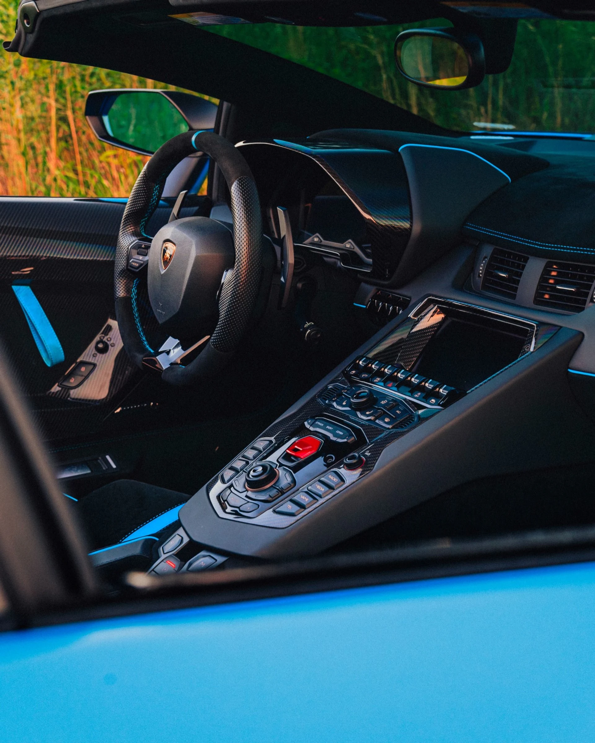 mph034_2179736068_9696_p35_l_63599be469