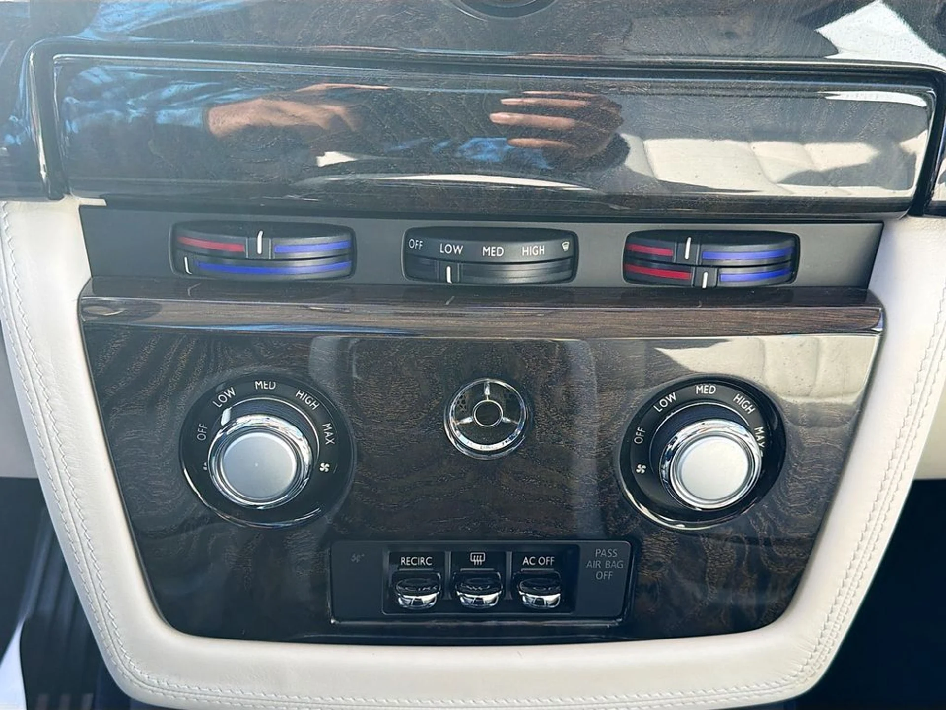 mph034_219641026_384222067aa0414b2aa7f22eafeb1631x_ee3dbdbf56