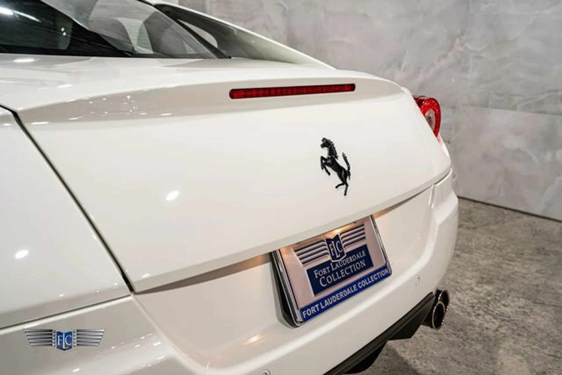 mph034_2226889295_used_2011_ferrari_599_2drcoupegtbfiorano_9689_23067510_39_640_a95586c546