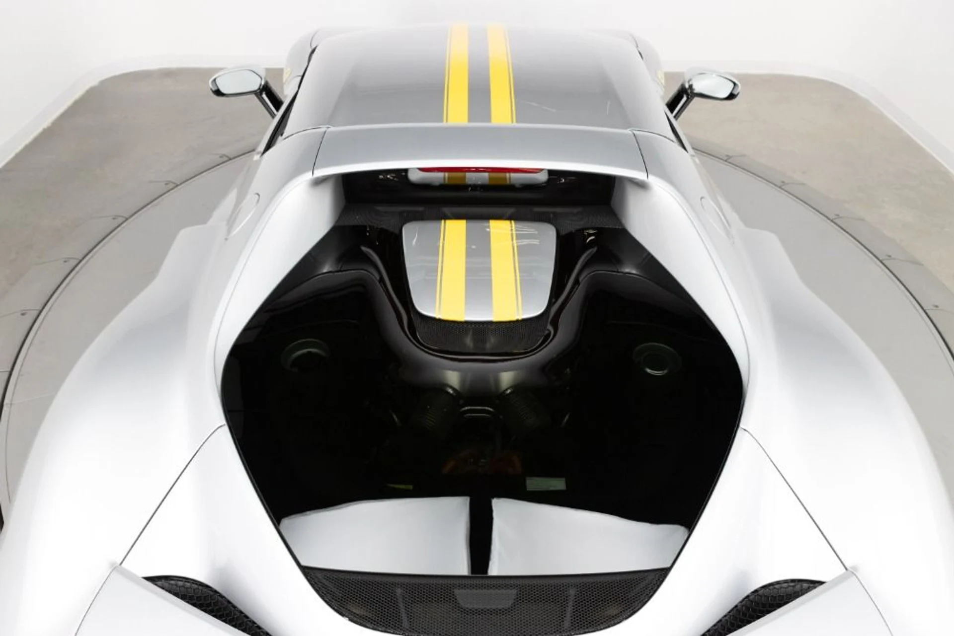 mph034_2235386530_Used_2024_Ferrari_296_GTB_47bf8cba7a