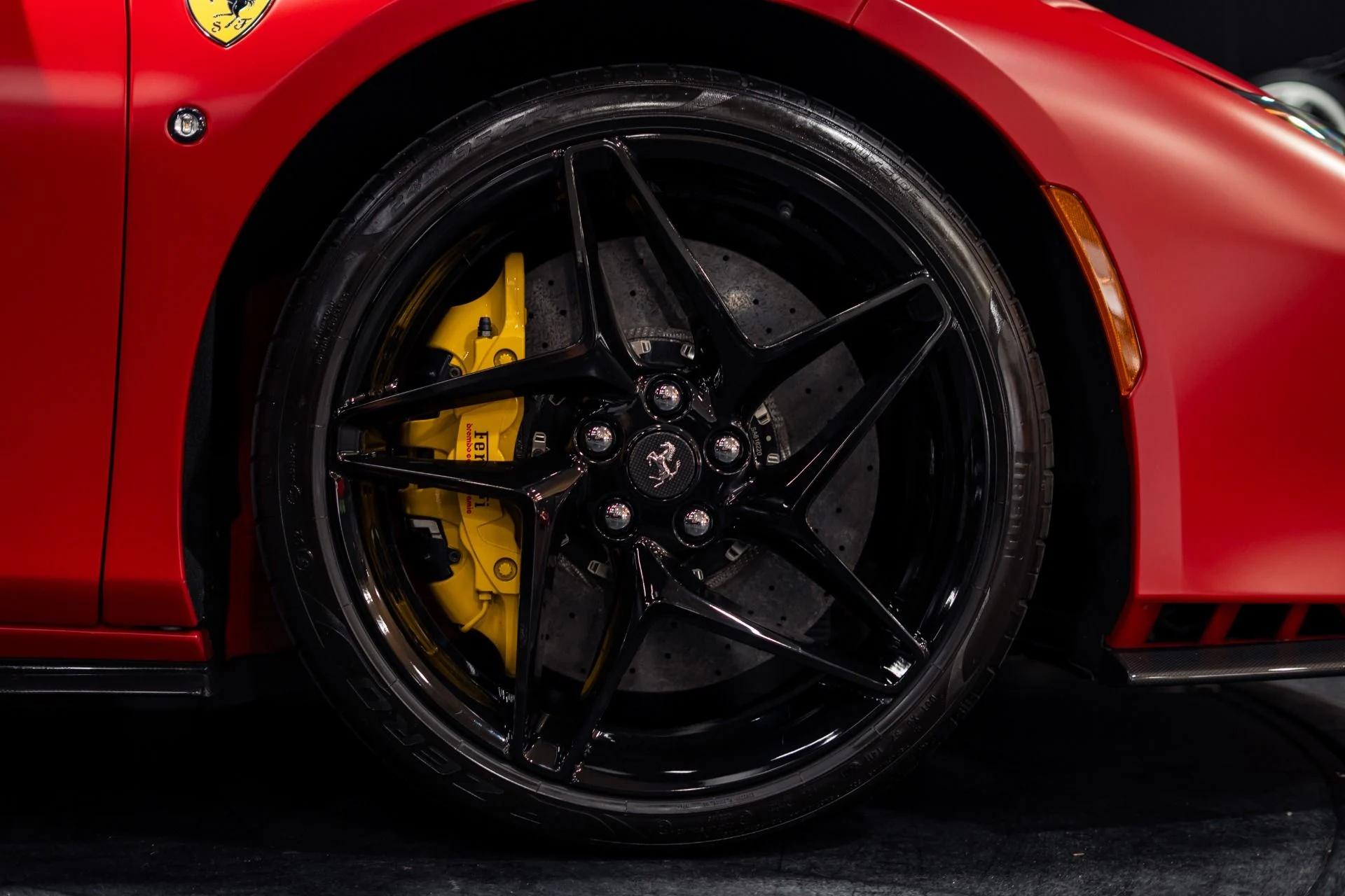 mph034_2239038912_Used_2022_Ferrari_F8_Spider_MASSIVE_500000_MSRP_1784234163_7ffec9bebe