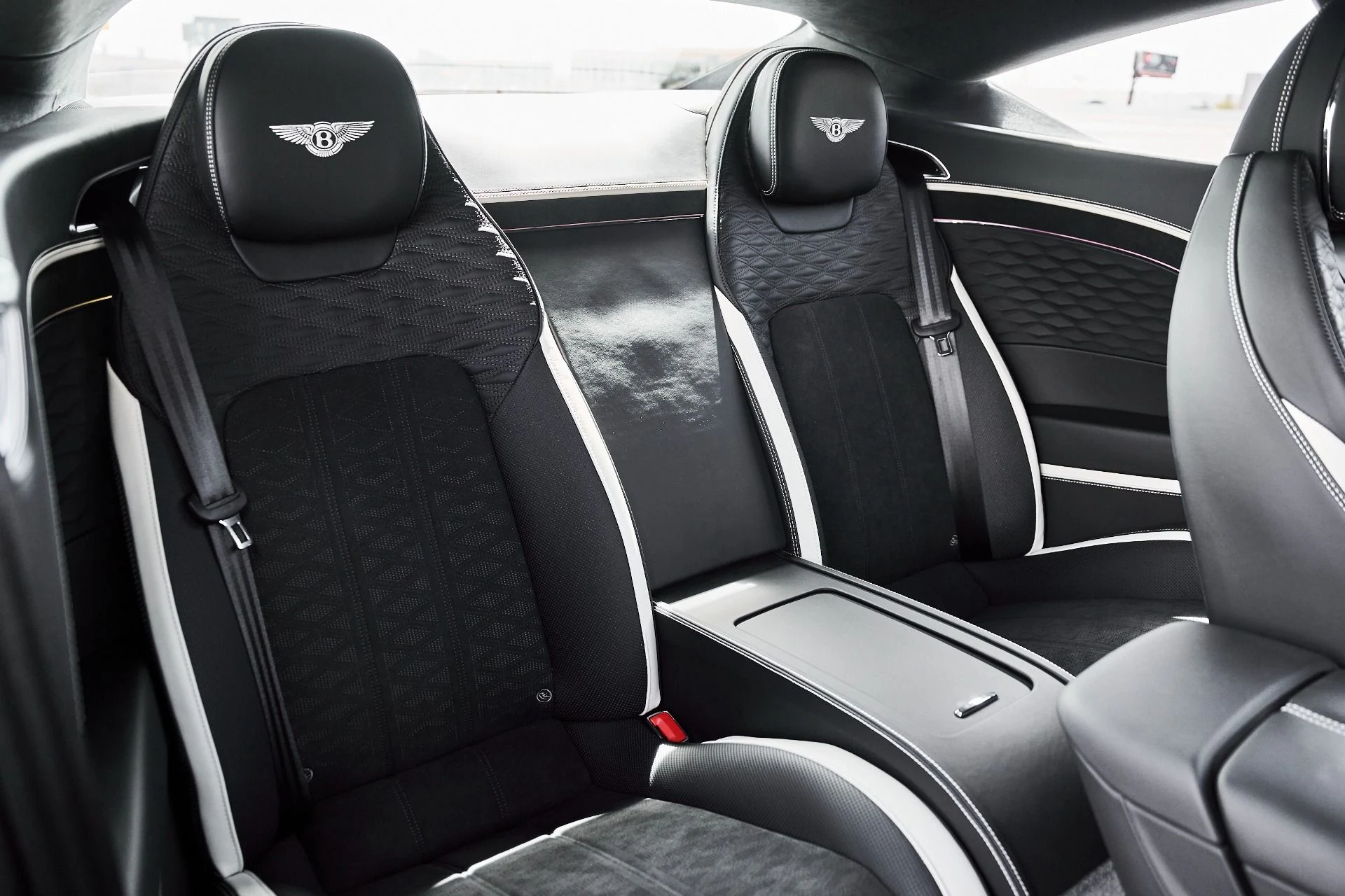 mph034_2243583630_Used_2025_Bentley_Continental_GT_Speed_1777077759_bec033ec77