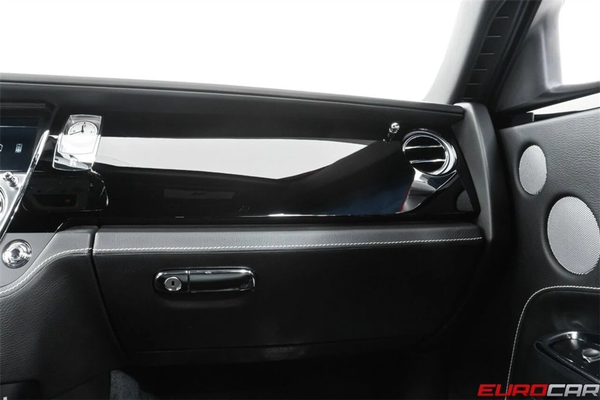 mph034_2249312678_image_35_f344435ff9