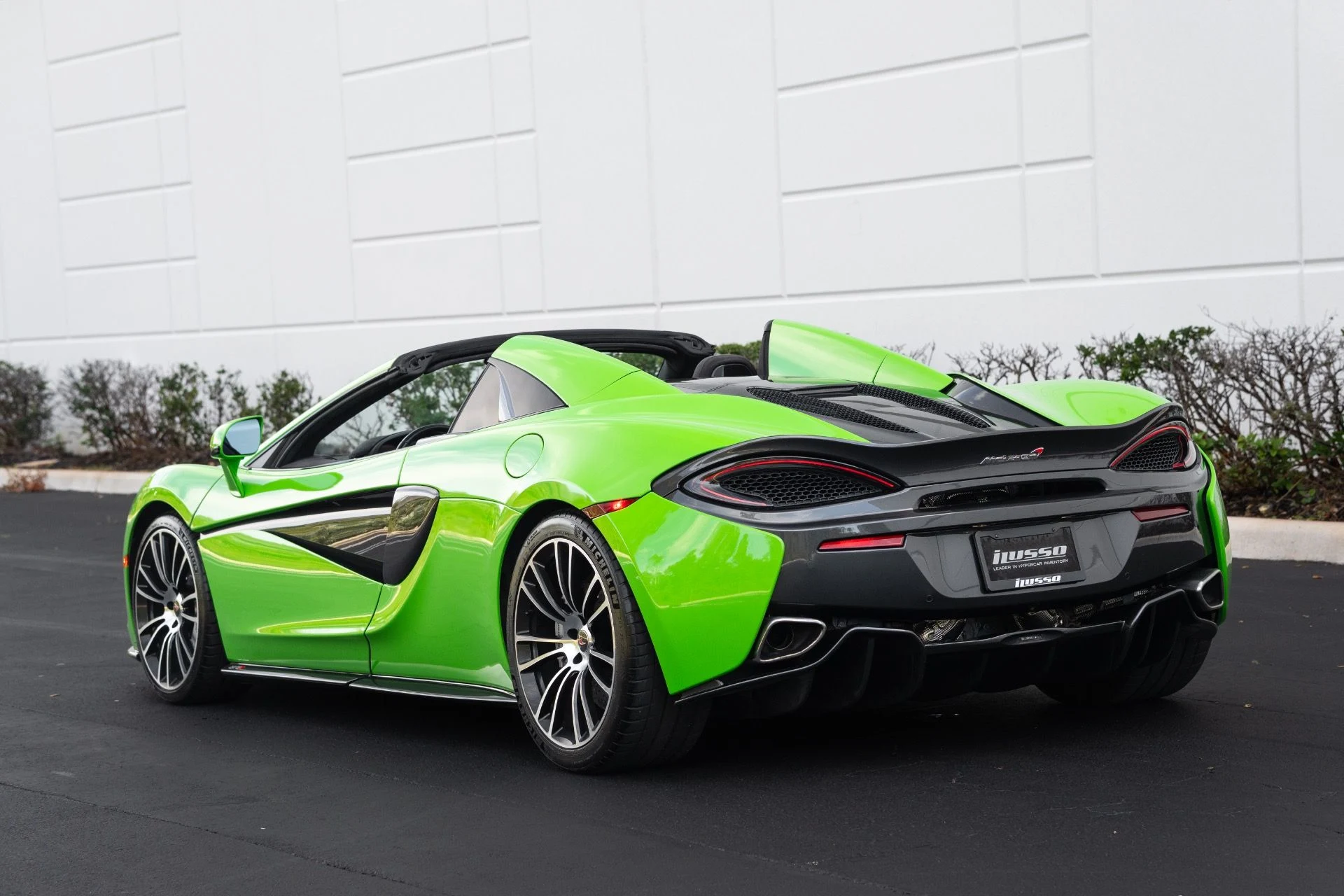 mph034_2253094302_Used_2018_Mc_Laren_570_S_Spider_1773949539_cdc451558c