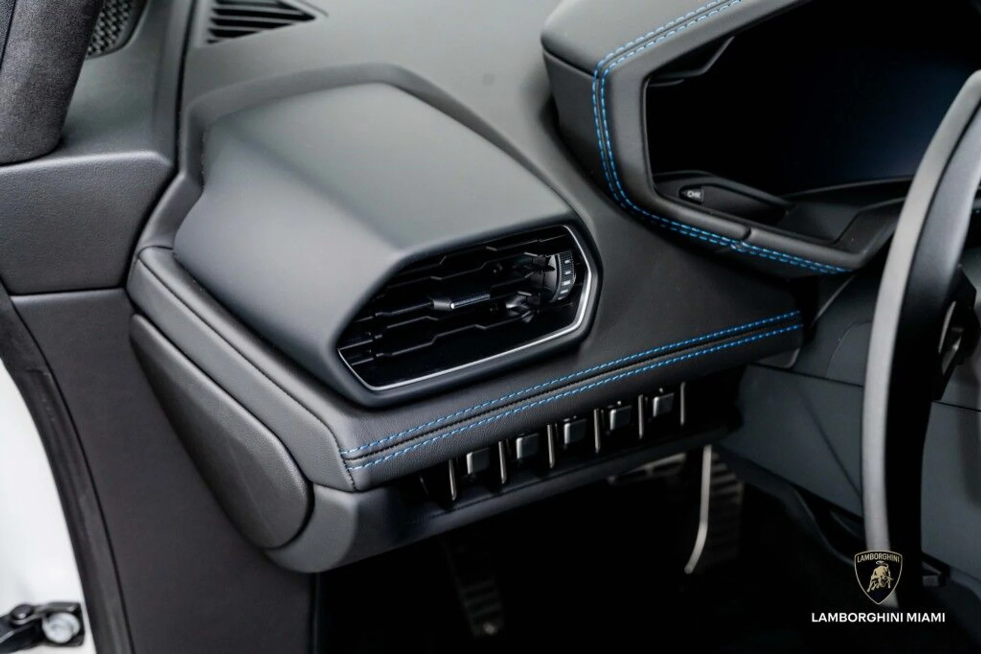 mph034_2266923869_a5de30f6550eeaa05e926f9e30fd40b6_e28e1bec5a