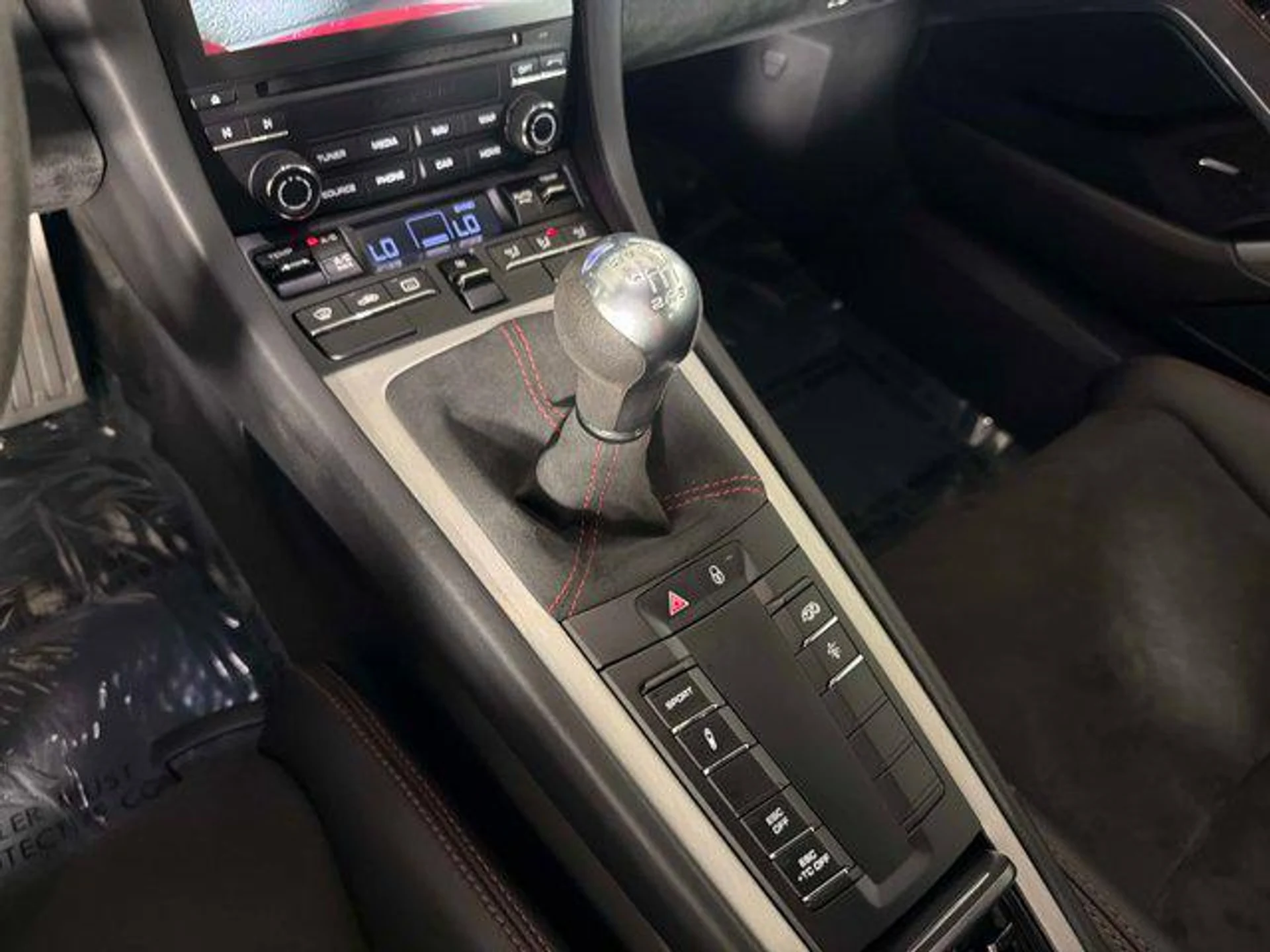 mph034_2270720492_1t_C_Hfj_I_b_b_5_6b0_Cjcssud_ZM_4_b8940064bc