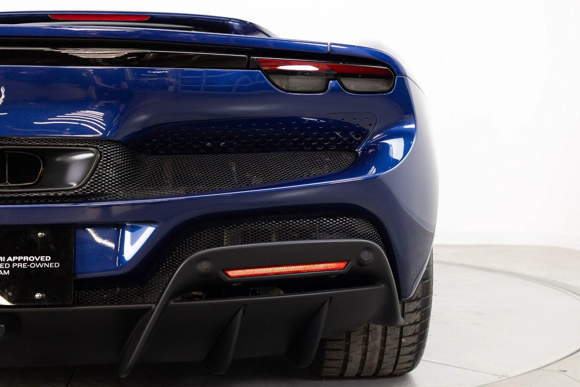 mph034_2282919951_Used_2025_Ferrari_296_GTB_1777349734_c841063072