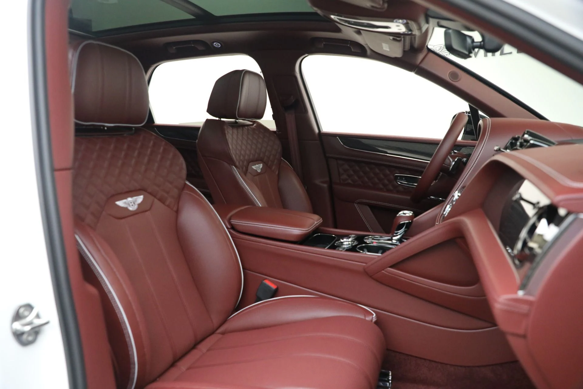 mph034_2295885846_Used_2025_Bentley_Bentayga_S_Black_Edition_3669813cc3