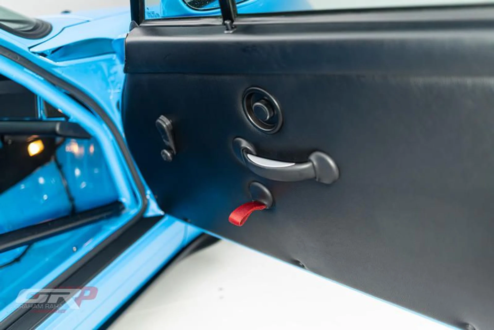 mph034_2297517655_055_DD_019_6791_4_BB_2_A4_F0_8_E988296_A0_D6_a6c4450148