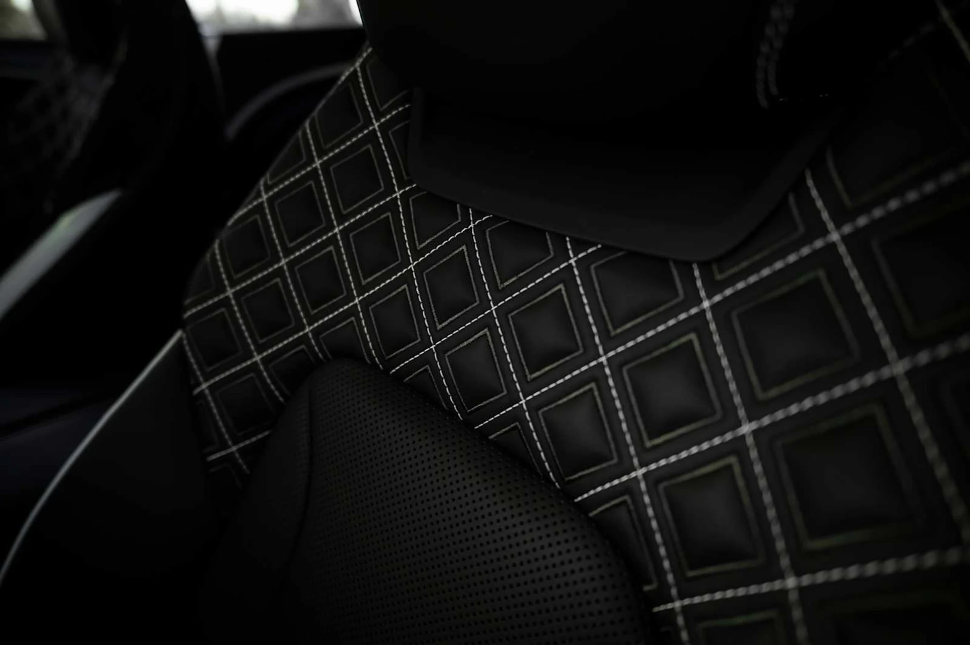 mph034_2319993161_1353d445e601c042d316dc932e969394x_6ff63c9060