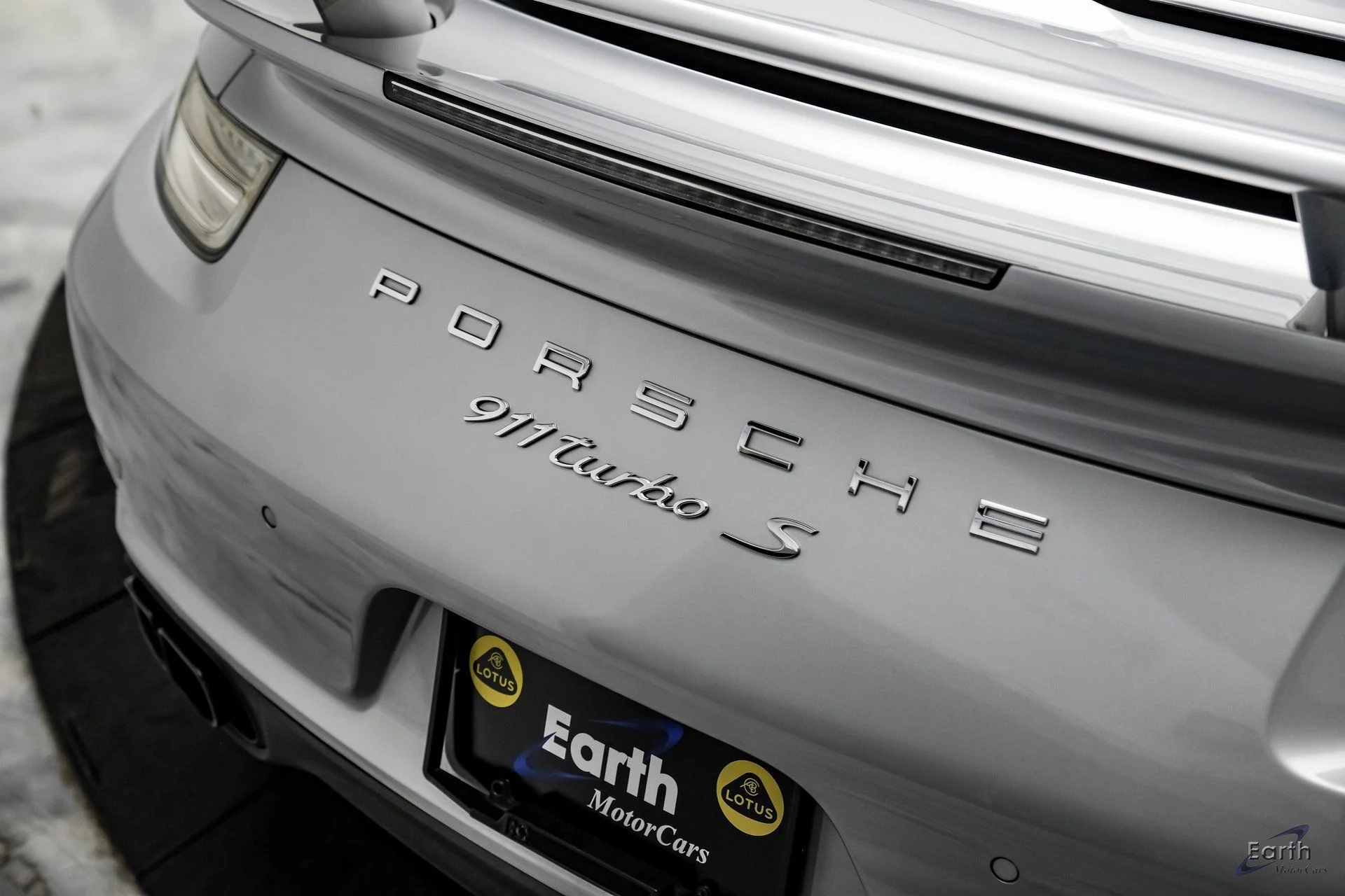 mph034_2324920642_5595feb947d6c8c3e563f34a742e1c9ax_f0e1766129