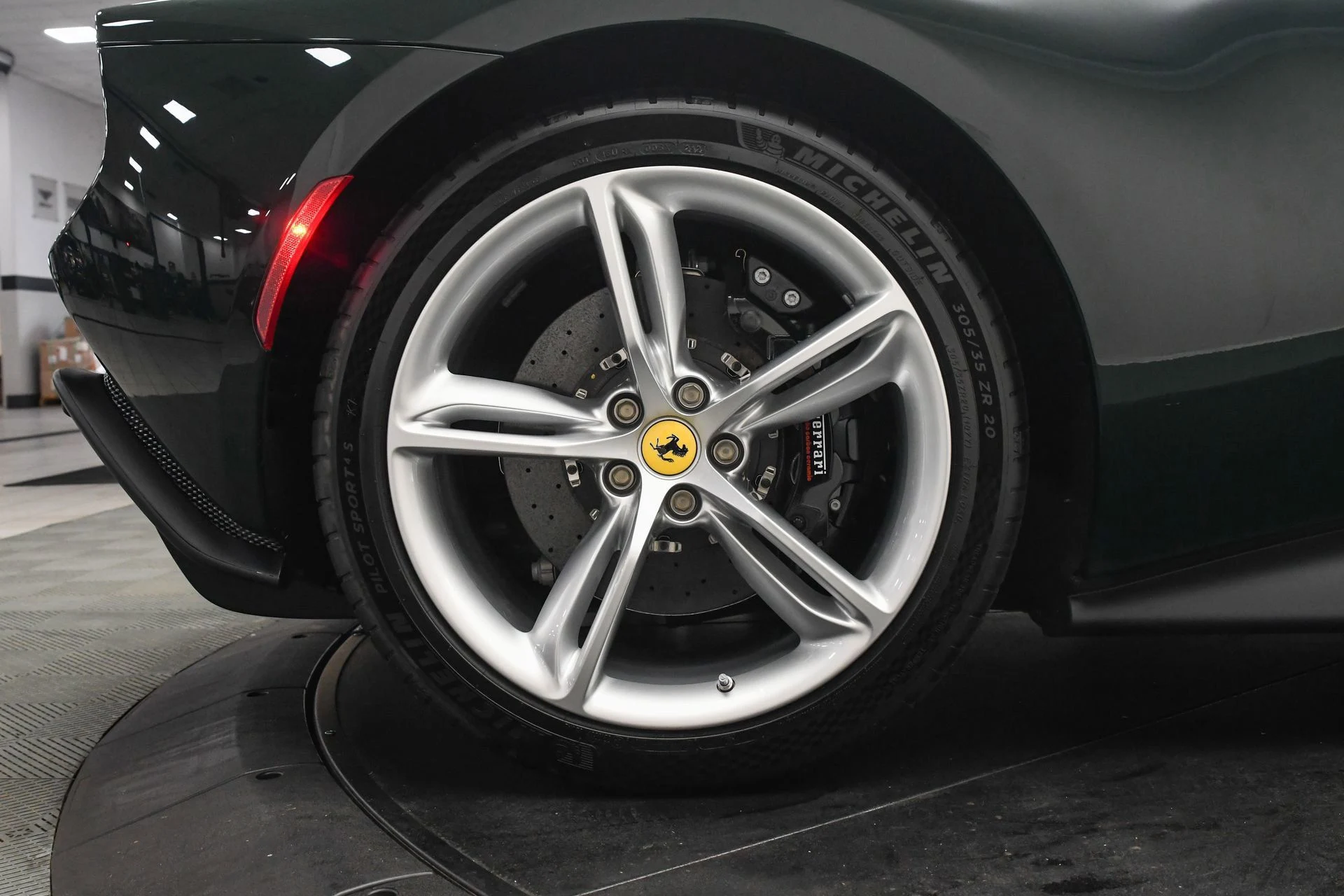 mph034_2335215603_35deb4f1963b4a7e8e466a52a111da92_325236effb