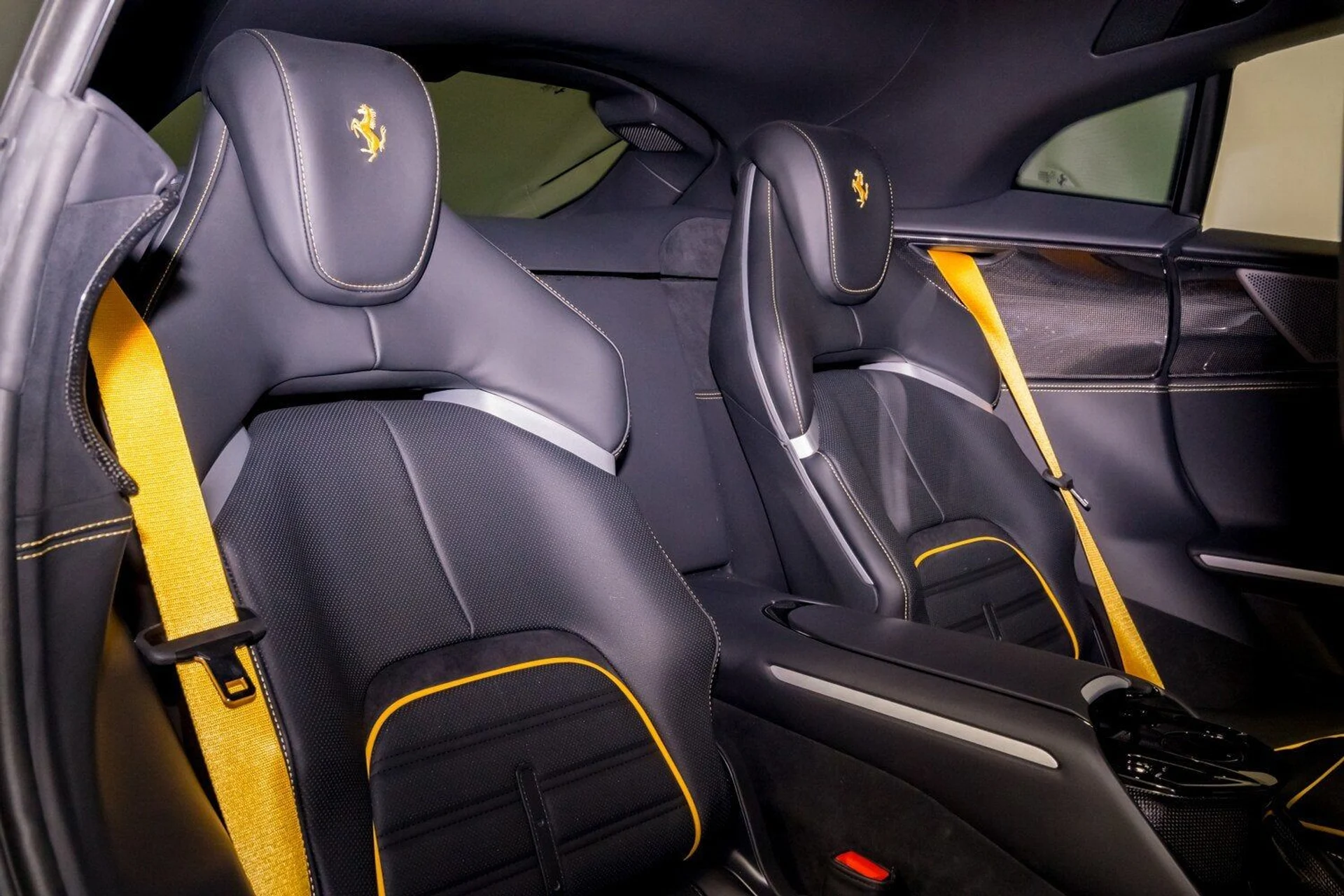 mph034_2368569308_d9b15ae065d54053a2270624dba29f33_c54680bbaf