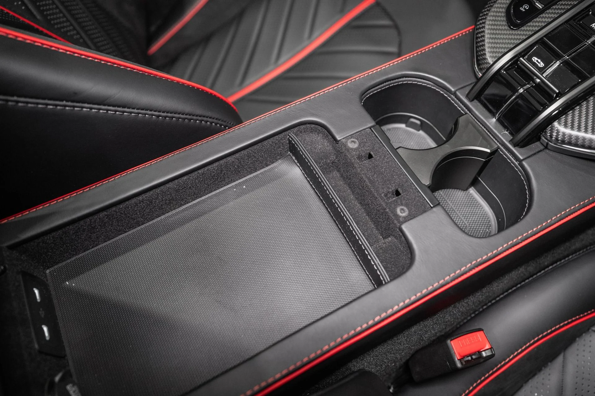 mph034_2374911158_New_2026_Aston_Martin_Vantage_S_Roadster_1784732743_82c58ef873