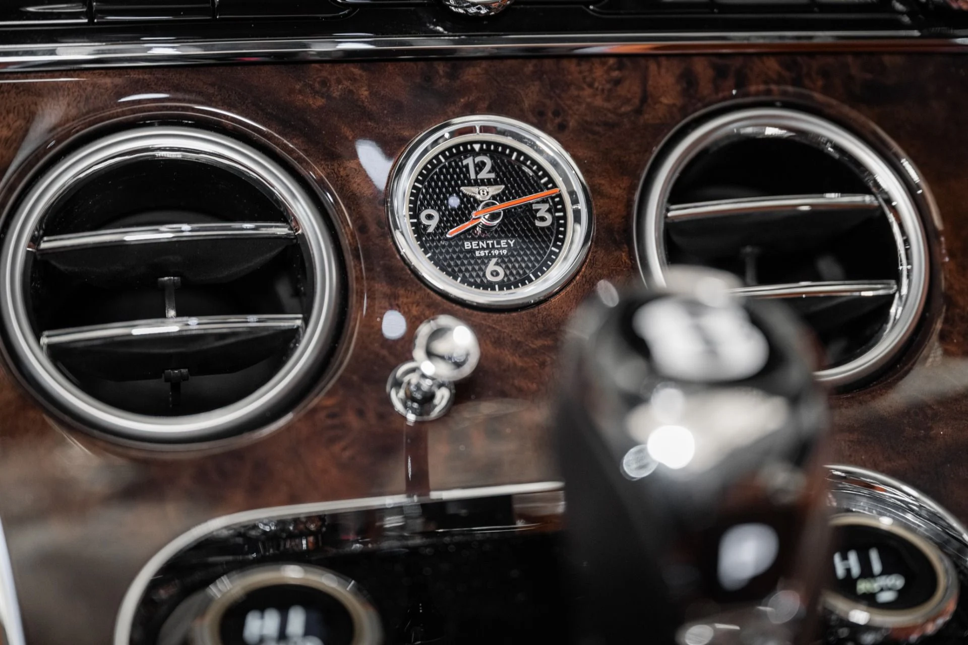 mph034_2395885223_Used_2024_Bentley_Continental_GTC_Edition_8_1734148322_74e1ce9e23