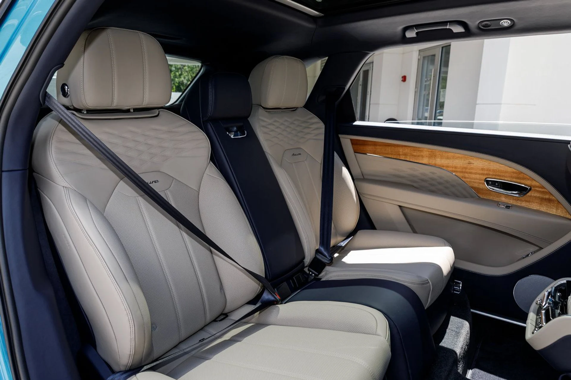 mph034_240056065_0f64a88d77a0aa22d992dc3bd28c3cf4x_0bec473a0c