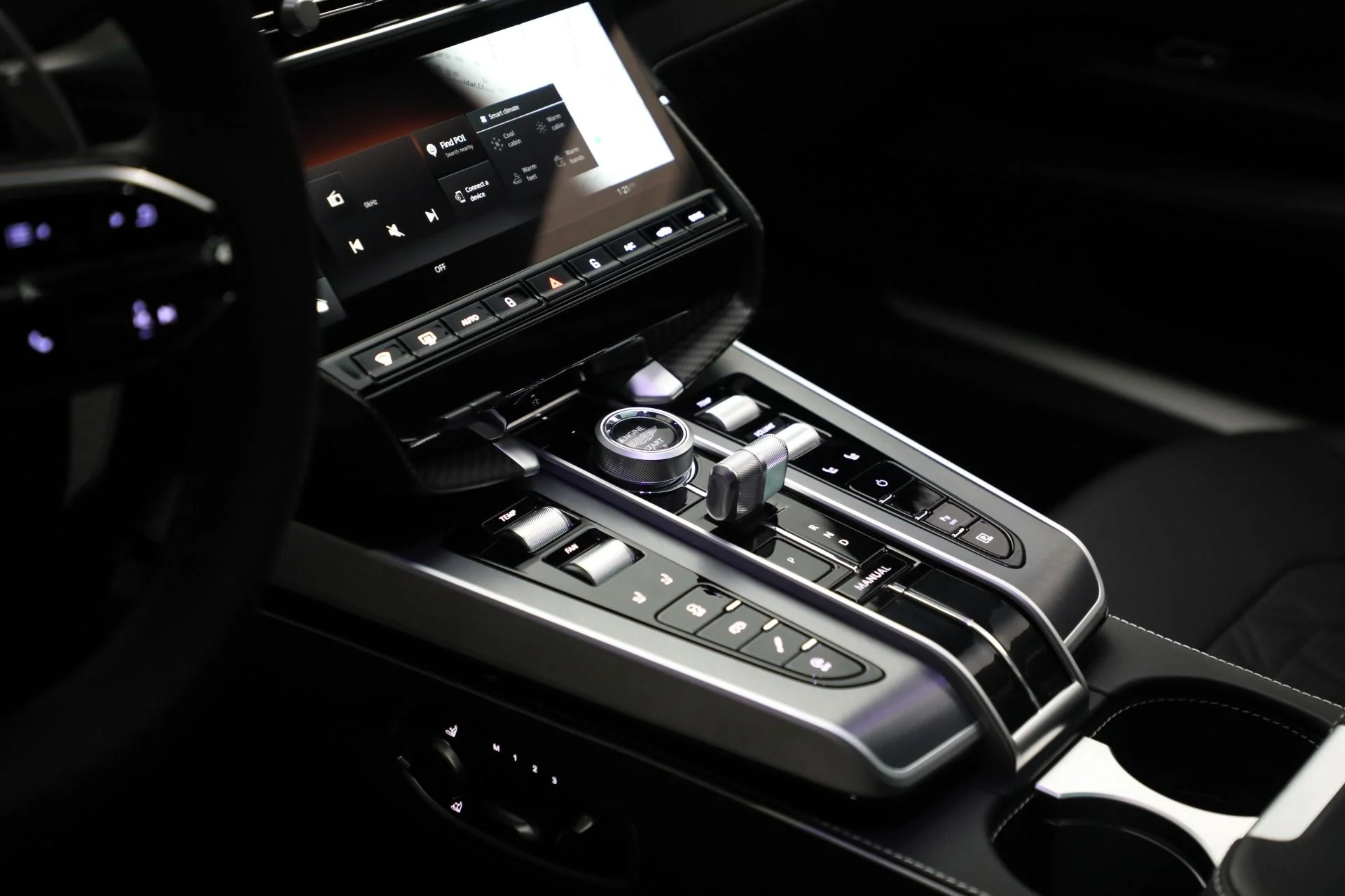 mph034_2405216532_New_2025_Aston_Martin_Vanquish_8148c400e6