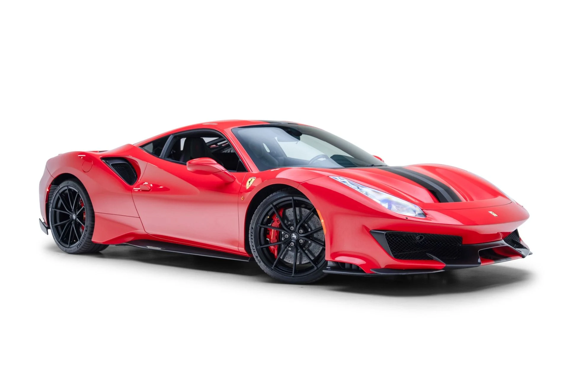 mph034_2407763149_Used_2020_Ferrari_488_Pista_1779389946_54217a60e1