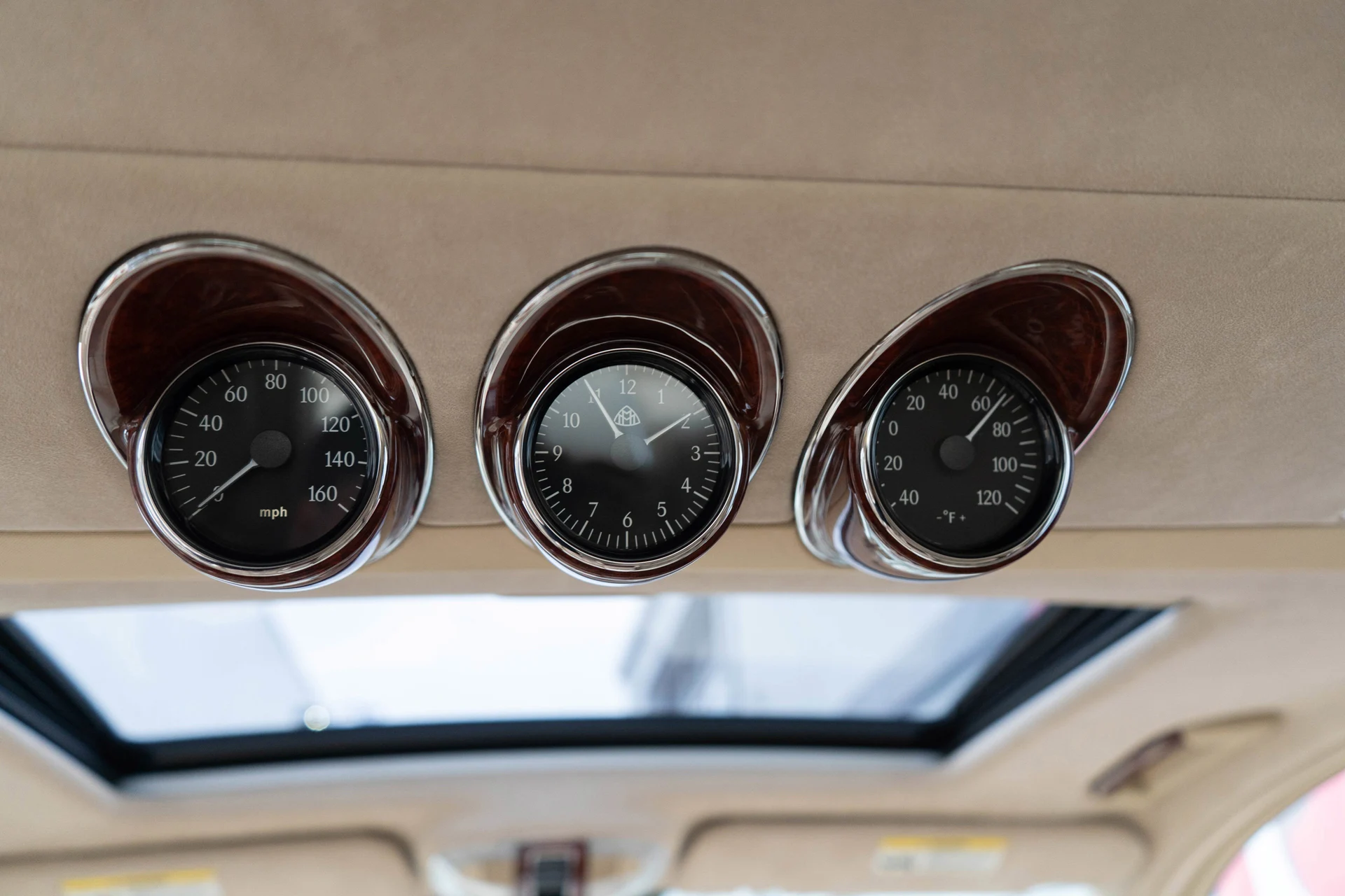 mph034_2418493989_35_325ca612e0