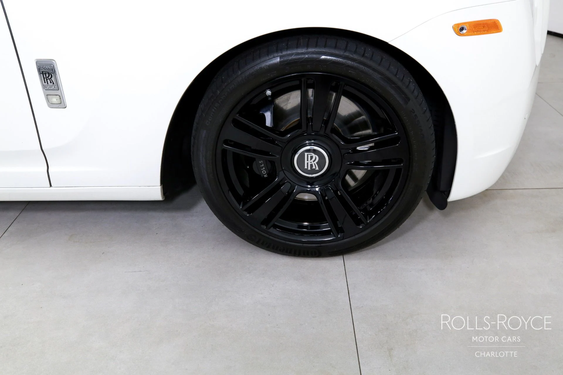 mph034_2421526042_Used_2012_Rolls_Royce_Ghost_1754583804_349402702c
