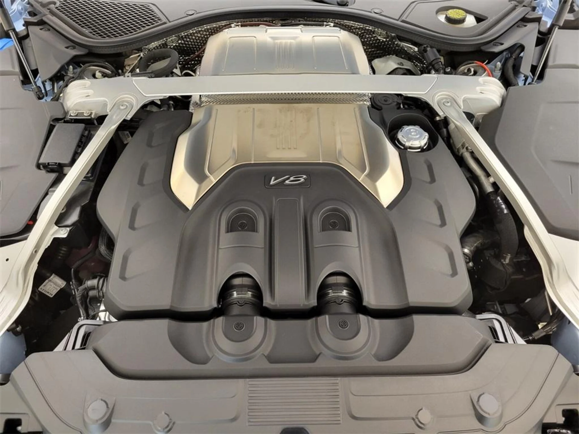 mph034_2429379772_Used_2023_Bentley_Continental_GT_V8_1715721791_d52e74e822