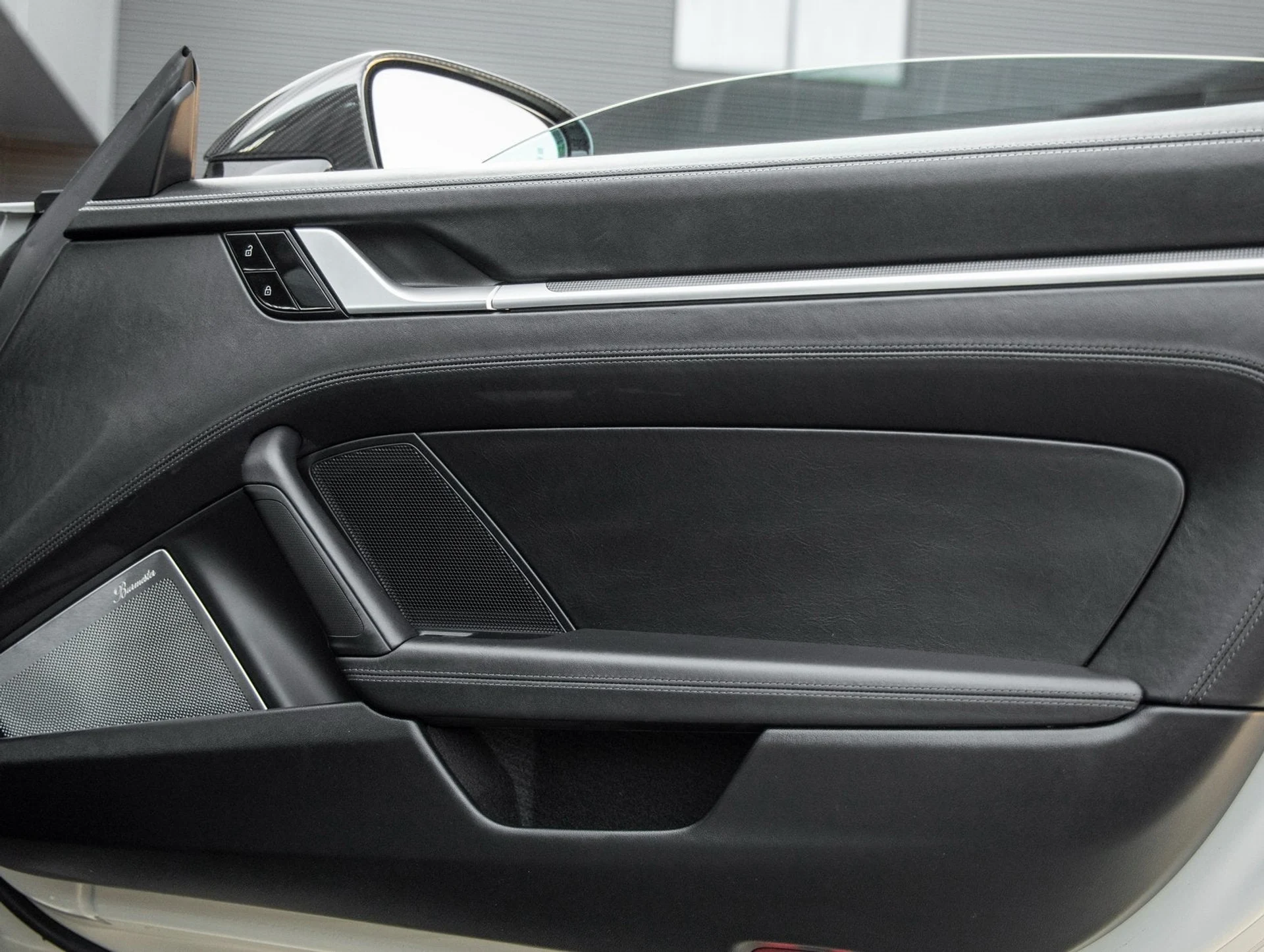 mph034_2429606271_35_b85da168f0