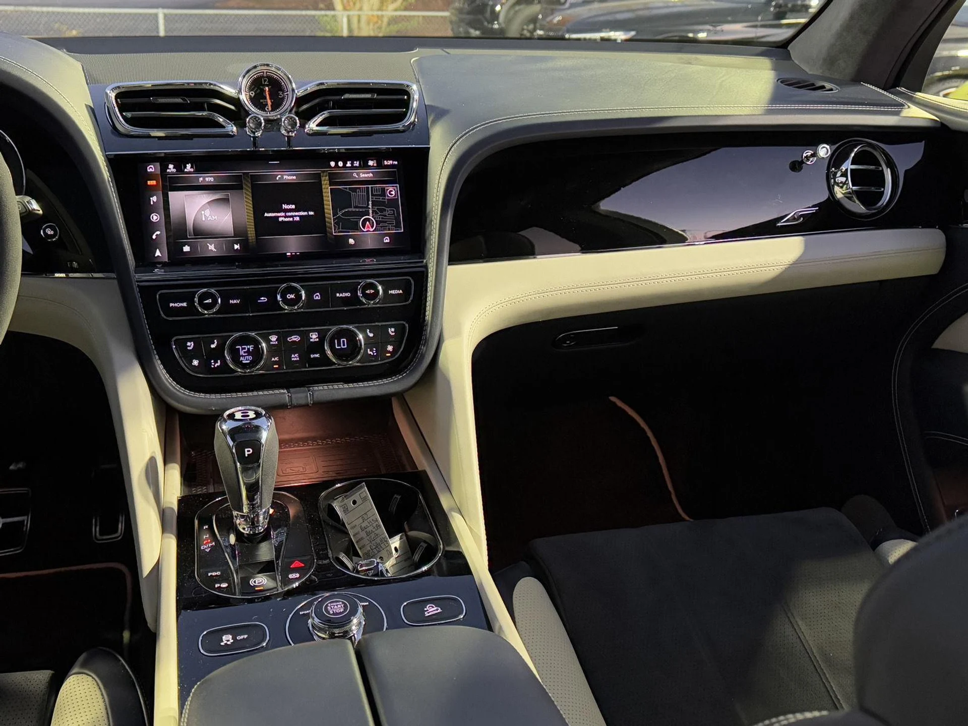 mph034_2434825080_4080a3b304517f3d88ad727891d74114_a8a699390b