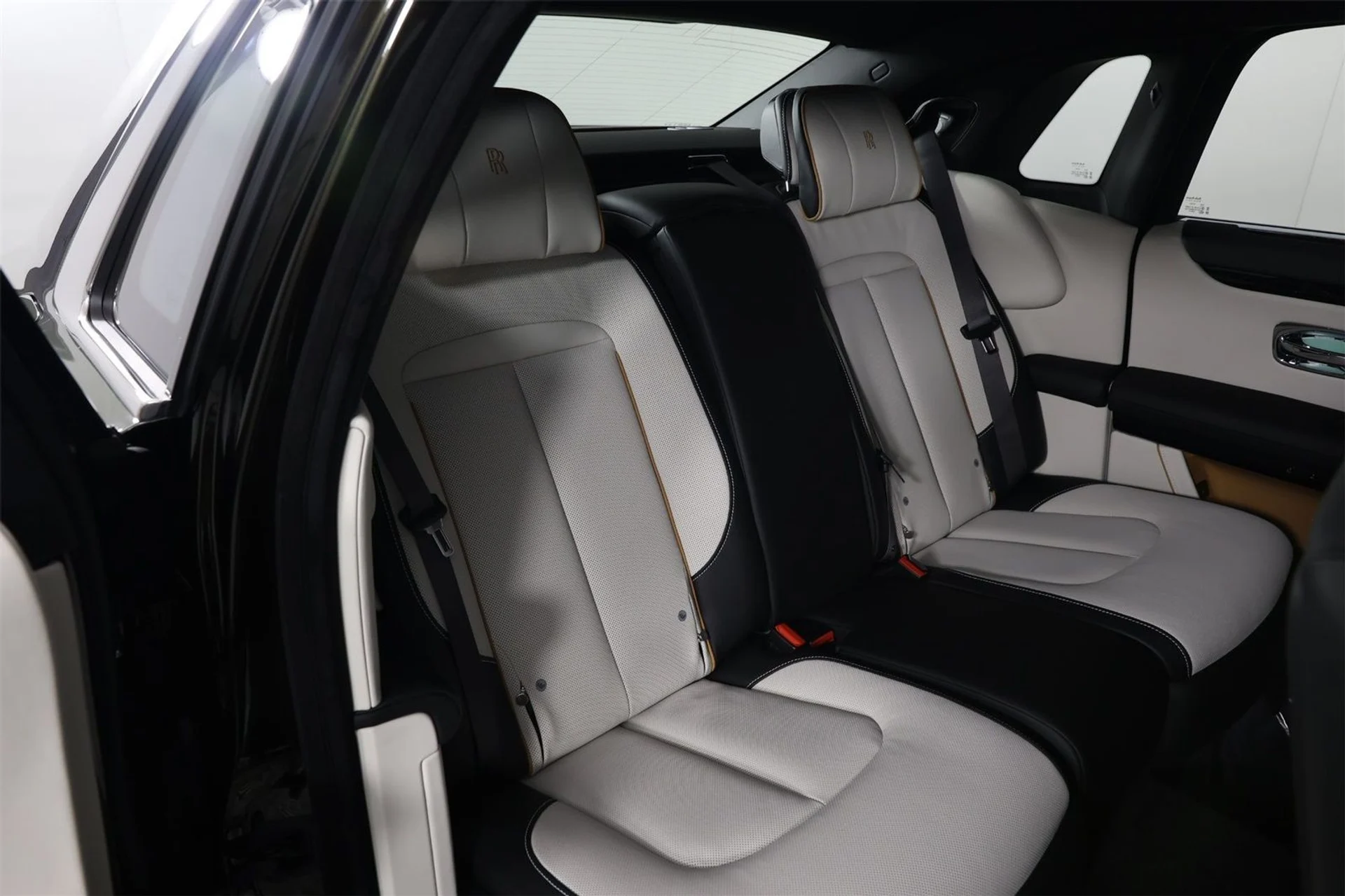 mph034_2455992153_22e29cbbc73919754bb0bbb9e18dcf14_e50ca8cb4f