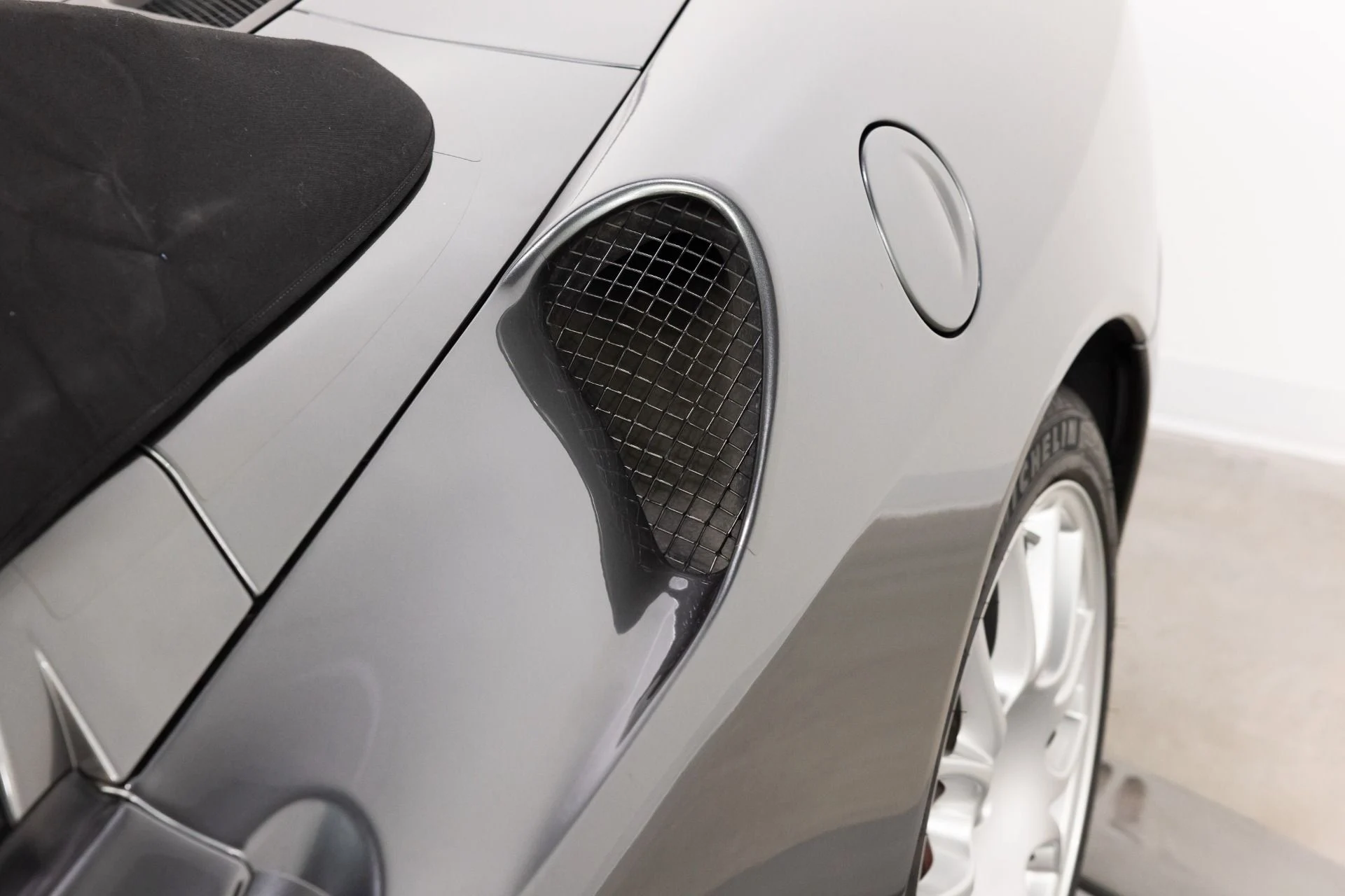 mph034_2460049509_Used_2005_Ferrari_F430_F1_Spider_1789063309_4deadd0c93