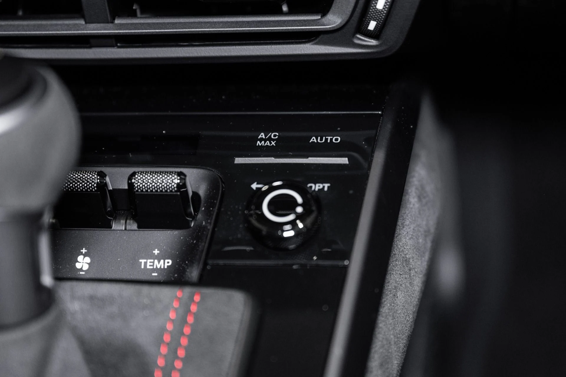 mph034_2462360777_Used_2024_Porsche_911_GT_3_RS_1761665497_dce71709a8