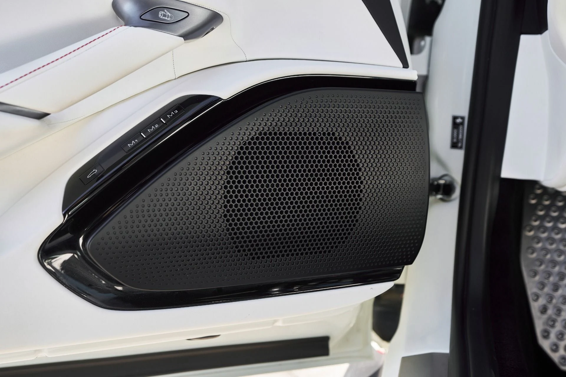 mph034_2463450734_Used_2022_Ferrari_Roma_Base_1764637232_2c3a4c10d9