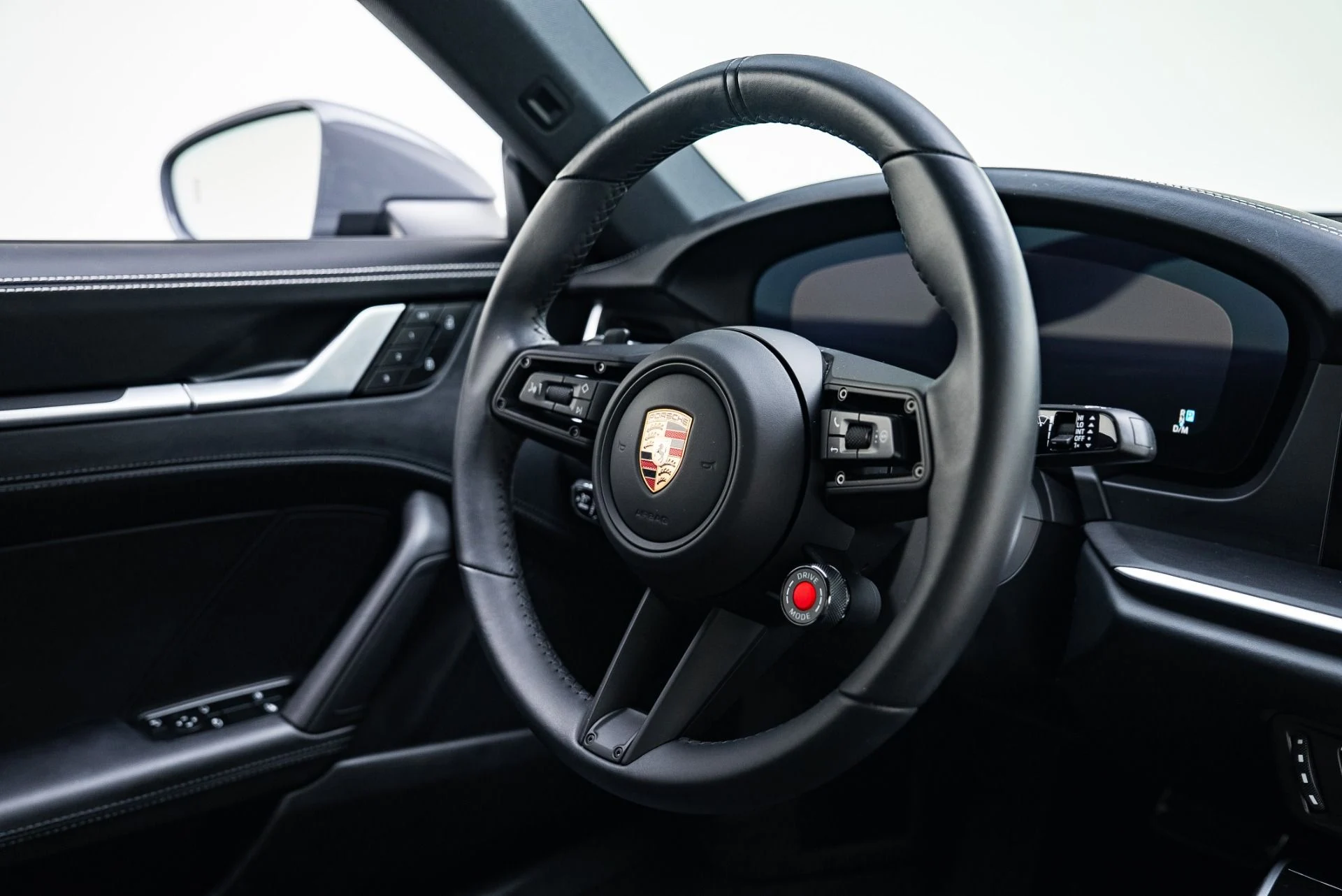 mph034_2467349930_Used_2025_Porsche_911_Carrera_S_1767146952_0e8d123db9