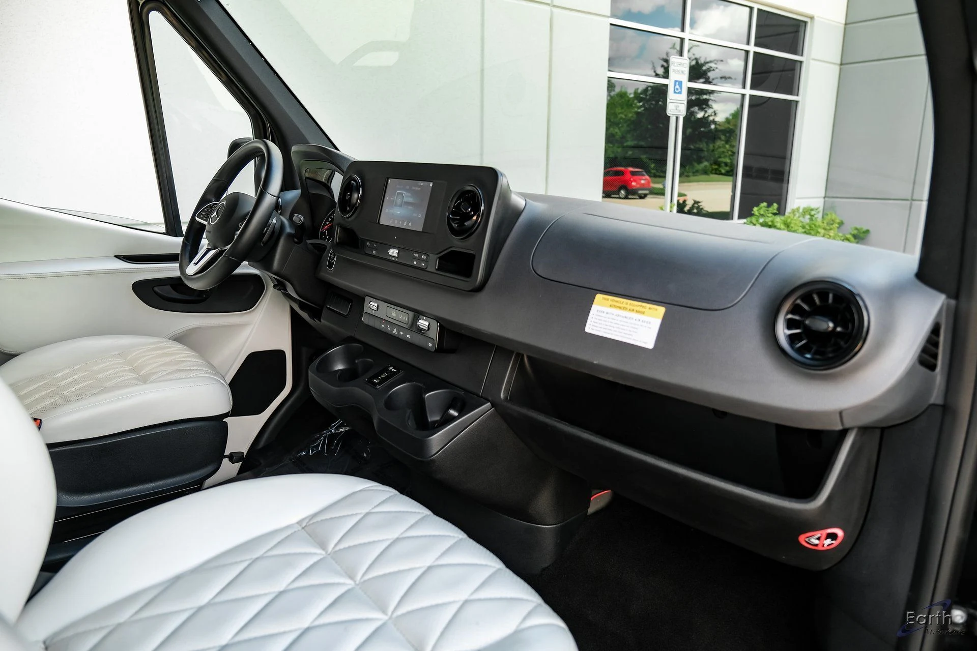 mph034_2471668668_73de9eb800b095f3a6117858262b9b04x_76078f6527