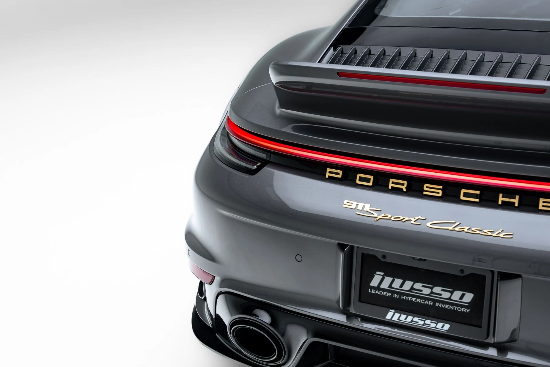 mph034_2482195171_Used_2023_Porsche_911_Sport_Classic_1776441930_4599f9f22f