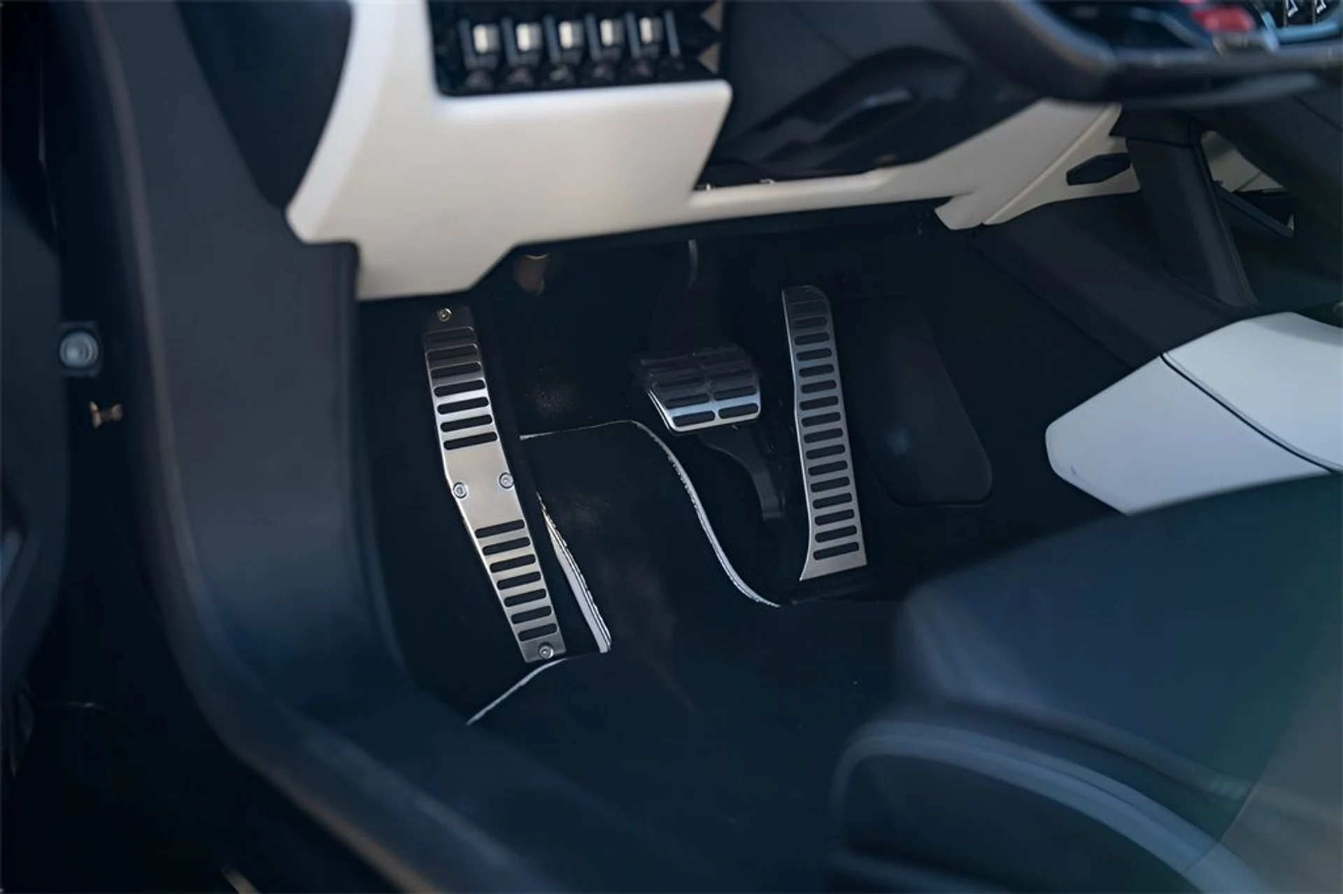 mph034_248545841_image_36_1d0083ac2f