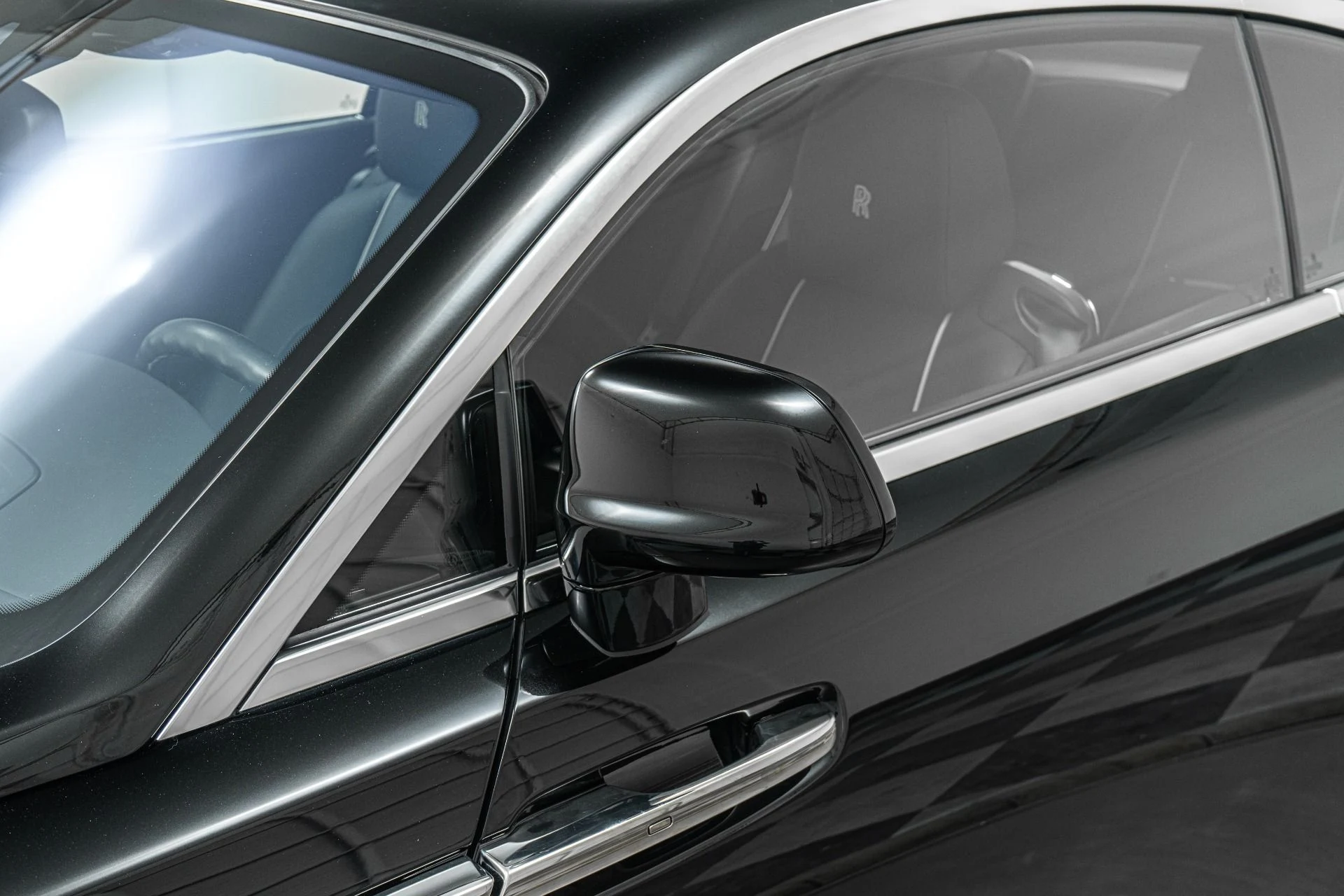 mph034_2492817704_Used_2015_Rolls_Royce_Wraith_Driver_Assistance_1_Low_Miles_V12_Power_1774989335_7607eee9a6