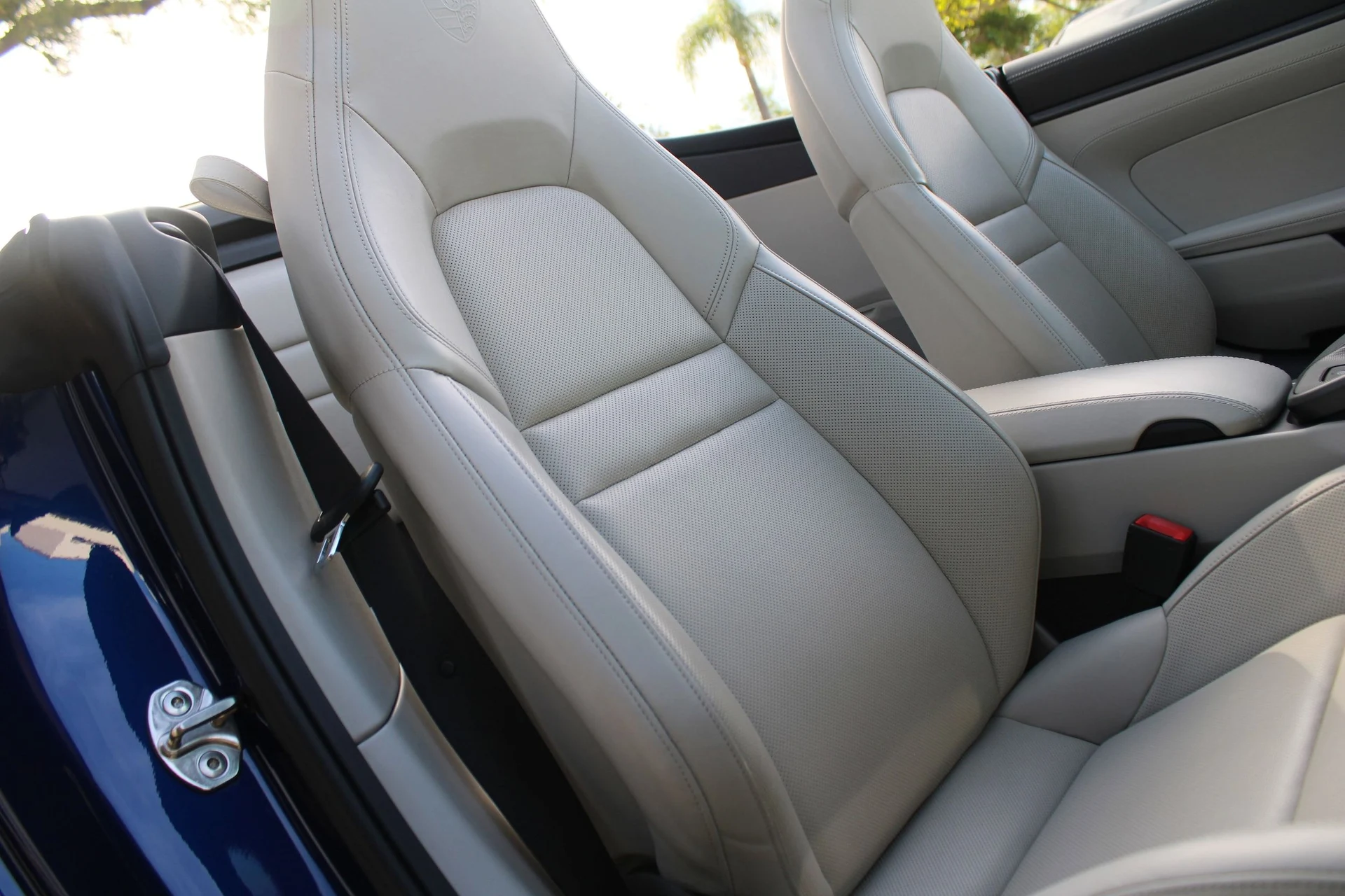 mph034_2495345926_e6f560020409fe65bb8f3e012846f1c1x_bae4a26d36