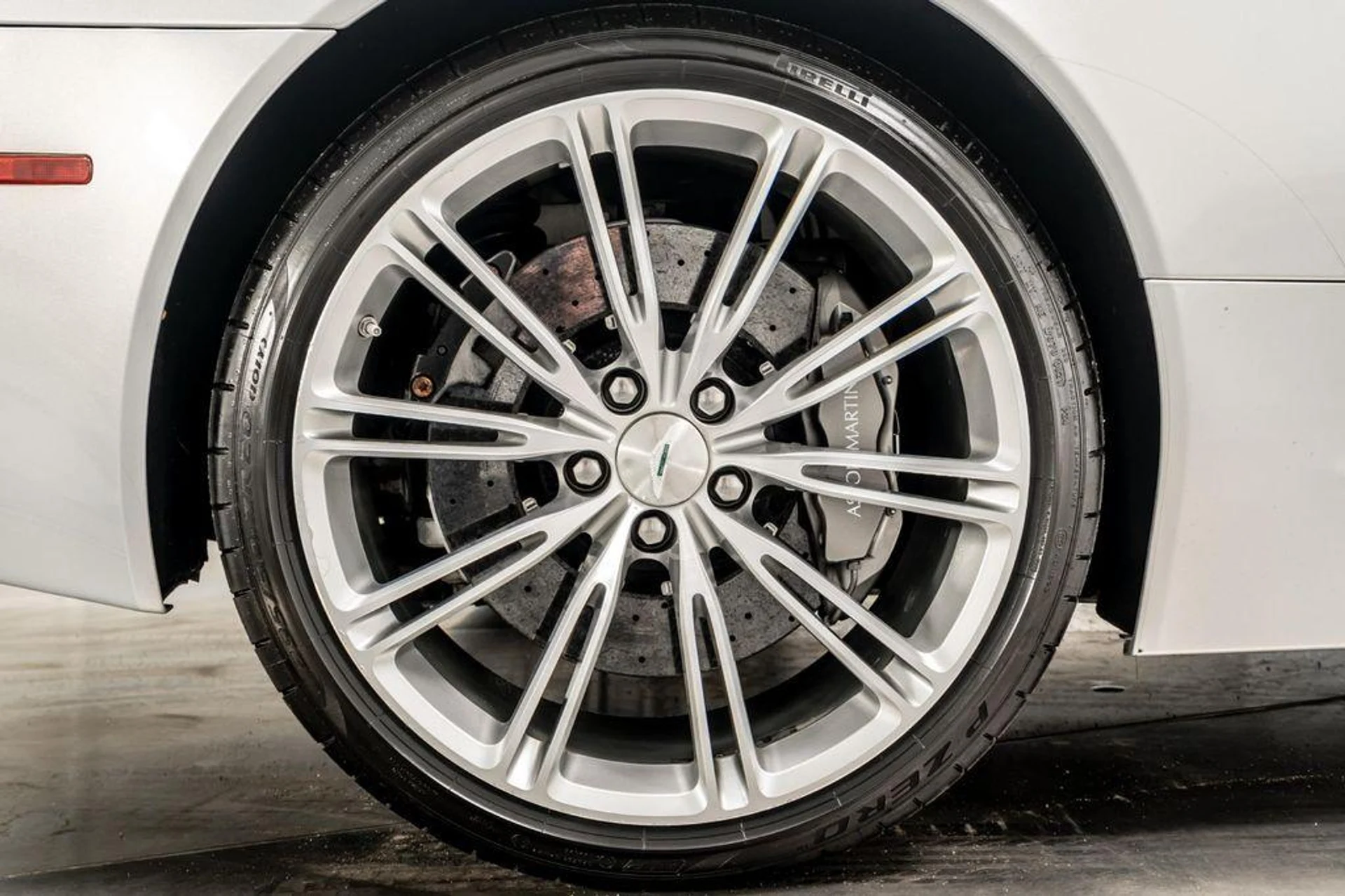 mph034_2498968451_0p_rv8_S7_FI_Lr_P_Pw_Om_W_Ev_Sg0h_Xk_64984fca9a