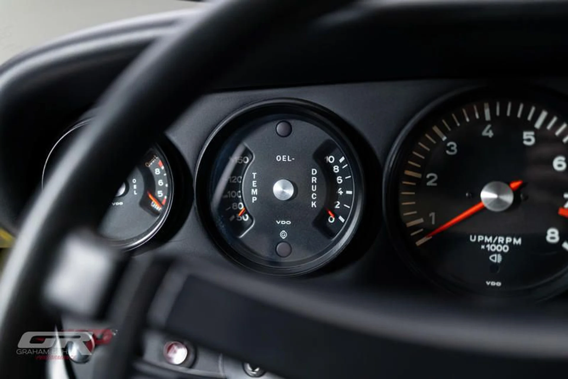 mph034_2502684575_D151040_E_2_B8_E_43_A8_A9_B4_68_F718_C945_F2_3501591492