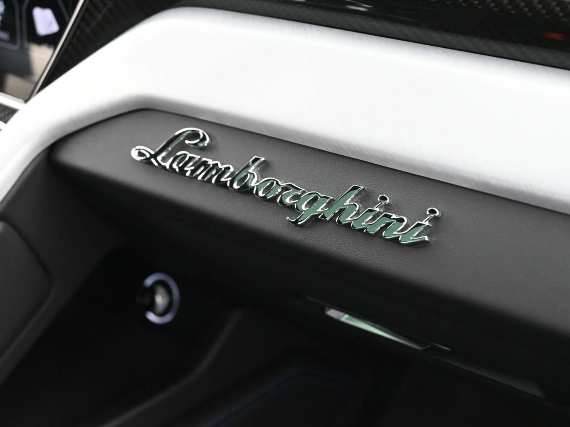 mph034_250358004_51c6b549edf7c4e5fafdb8d718b35f17_43b7588af0