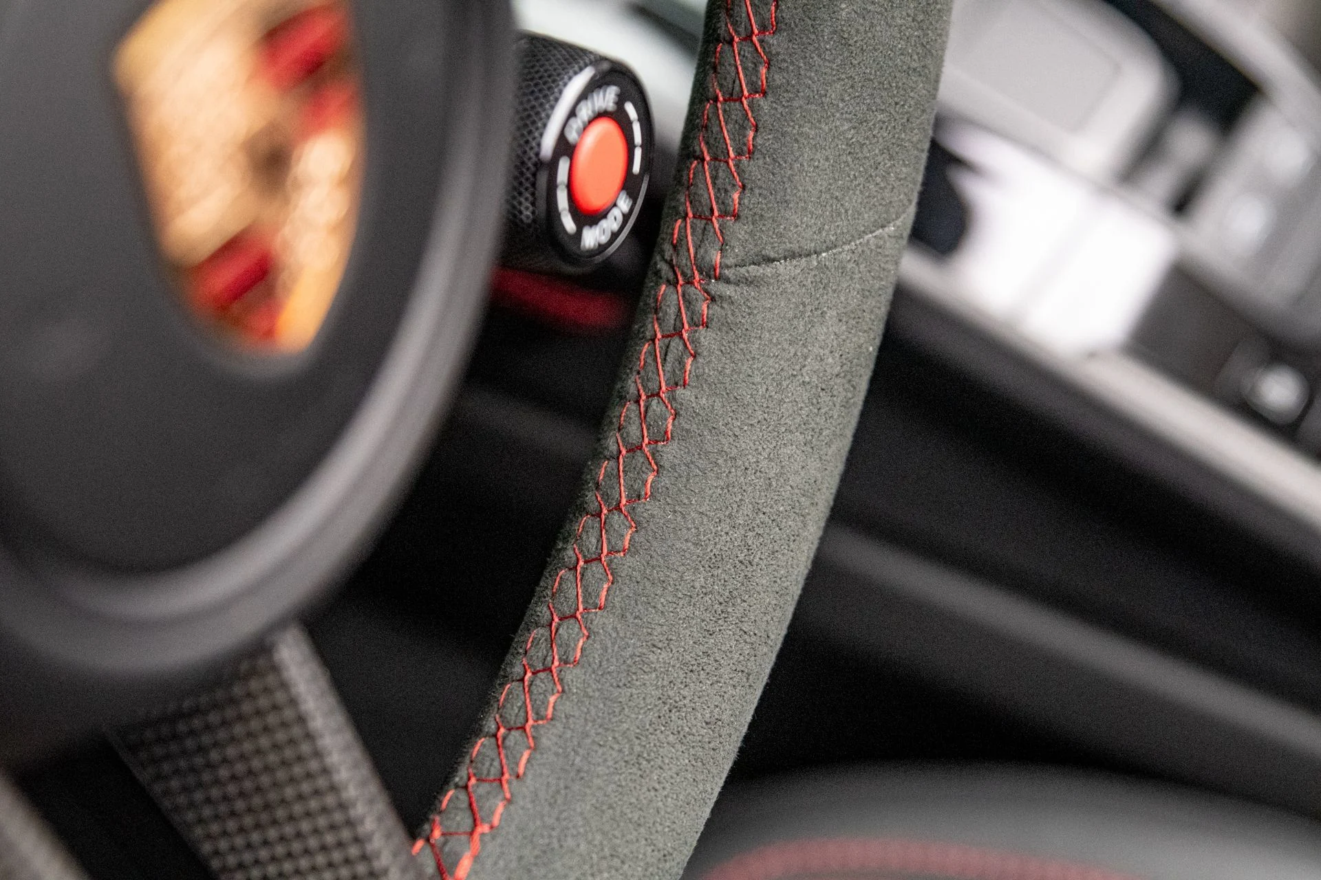 mph034_2519785243_91776ae410414f8699d1effd14d8d3ba_c12f22d064