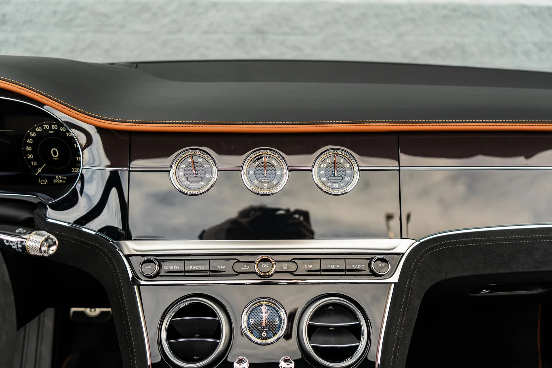 mph034_252023620_c3152fb1_b852_4f30_b54a_4650262cbdc3_8df2aa6d87