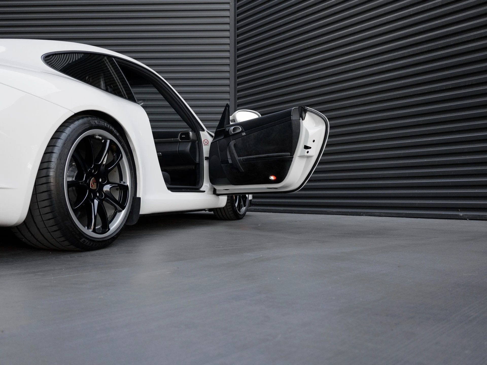 mph034_252051049_35_b5771c7cf5