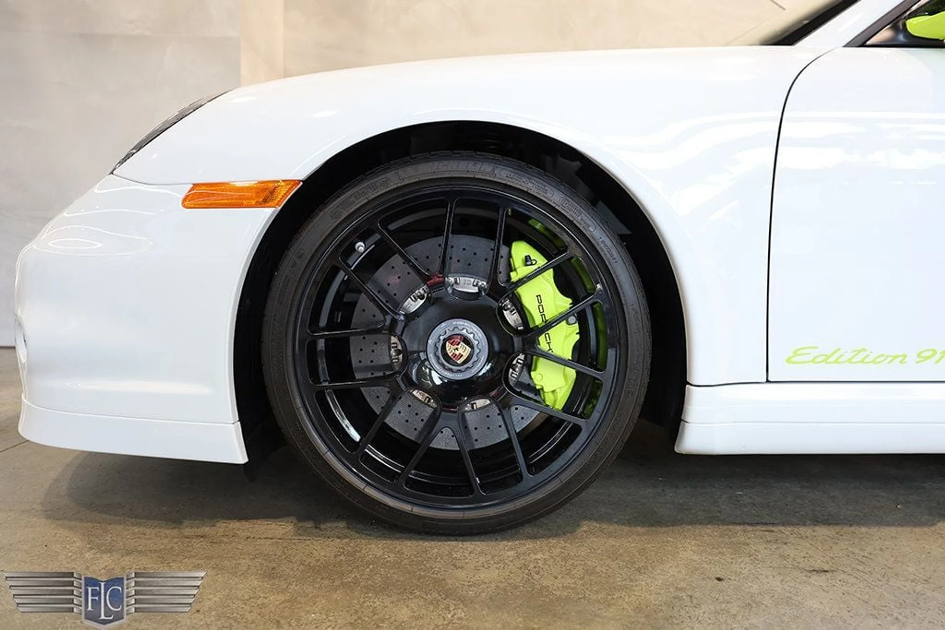 mph034_2521198042_used_2012_porsche_911_turbocabriolet_9689_23013530_35_1024_473838ac89