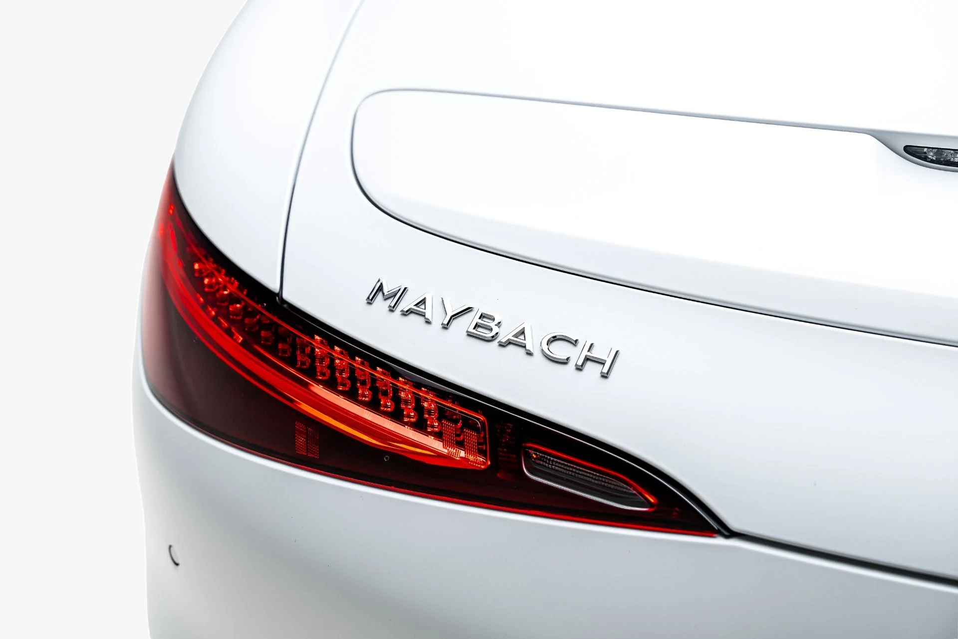 mph034_2536868575_Used_2026_Mercedes_Benz_SL_Class_Mercedes_Maybach_SL_680_1784134309_40eea4fe6a